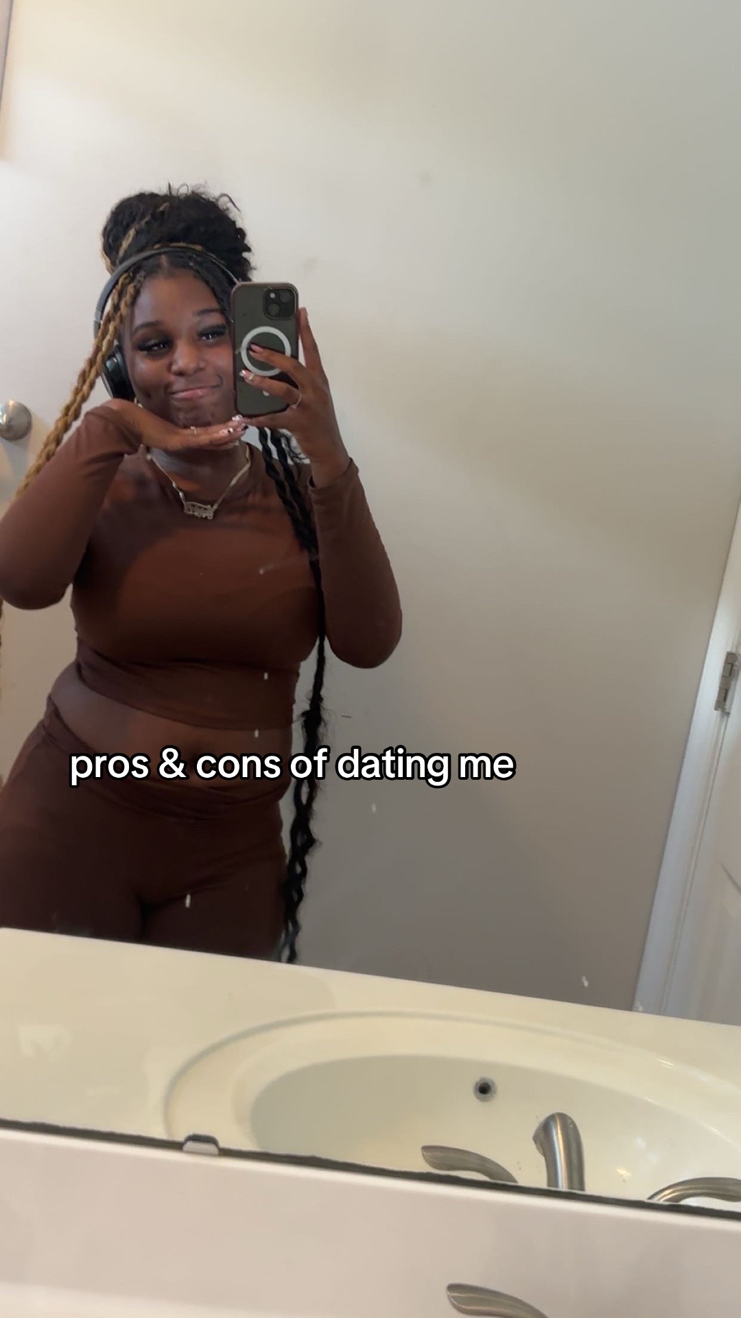 @yofavchocolatedropp._