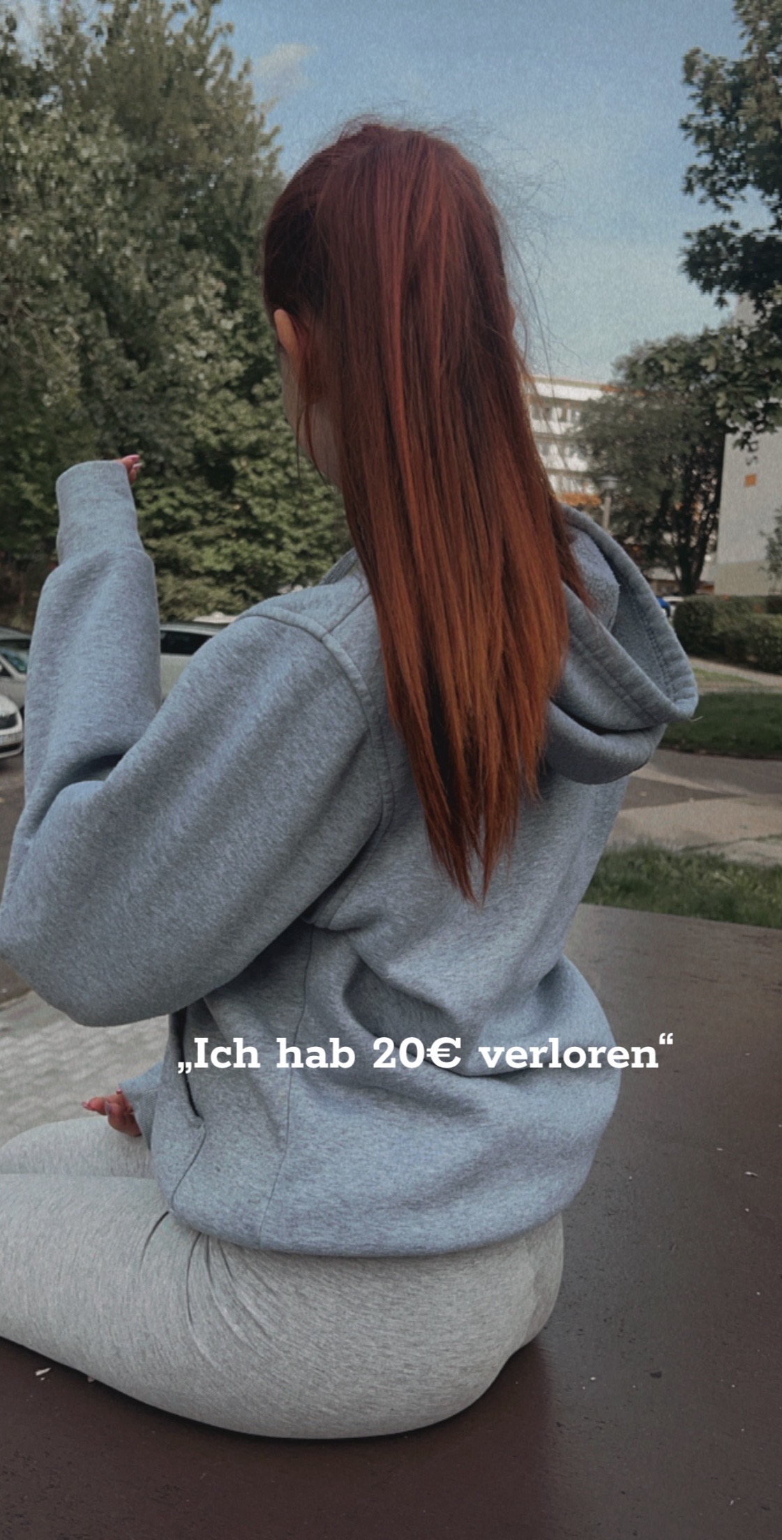 @888