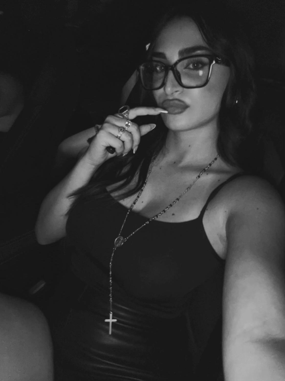 @𝖓𝖎𝖈𝖔𝖑𝖊