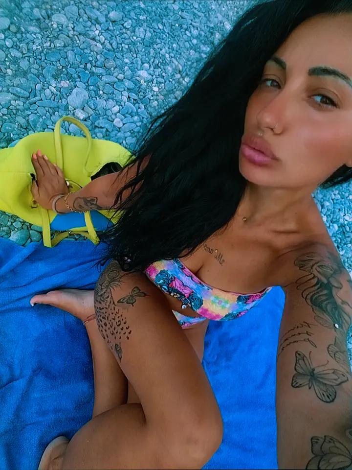 @Noemylabratz👁️👄🫦🫶