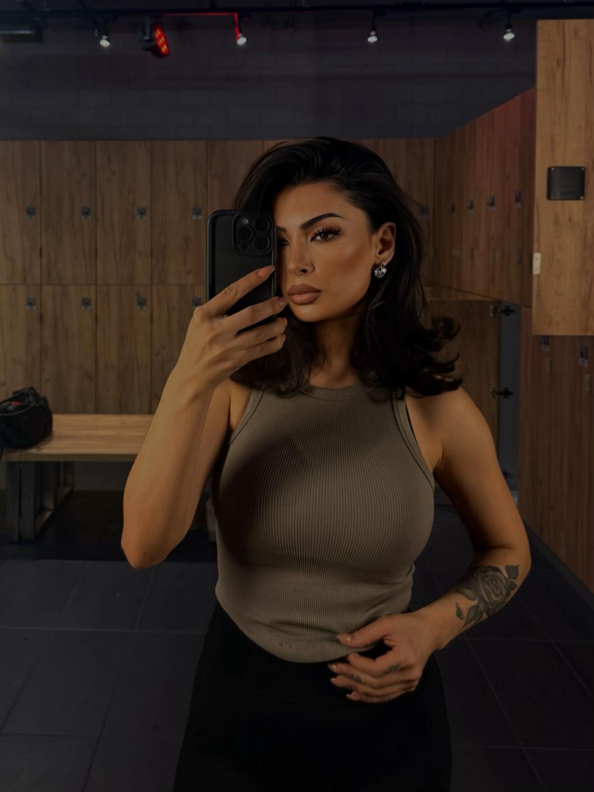 @the.Dame_