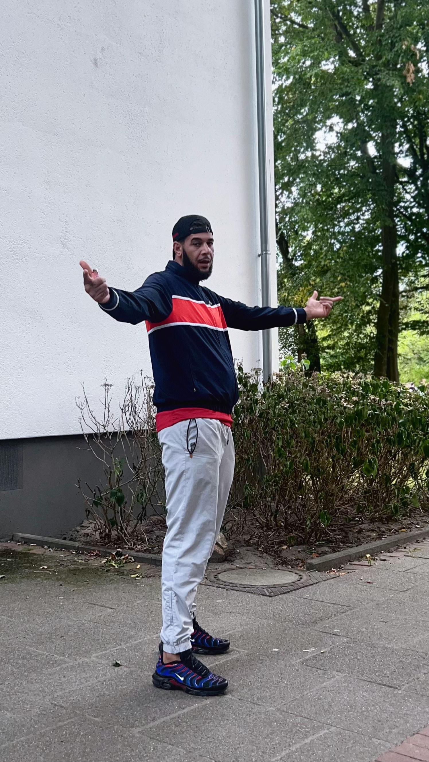 @Zouhaier Ayari 🇩🇪🇹🇳