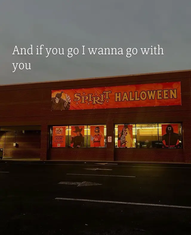 @Michaela🥀