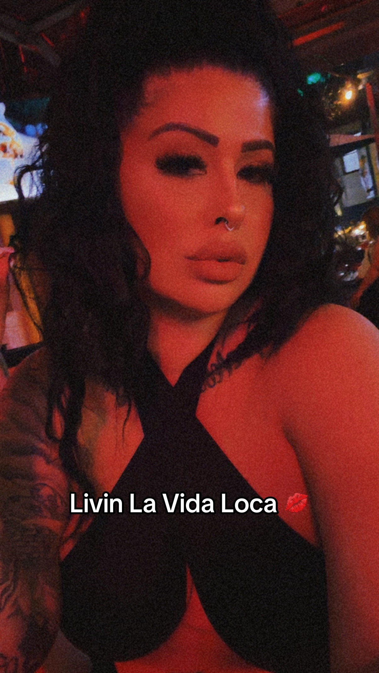 @🖤