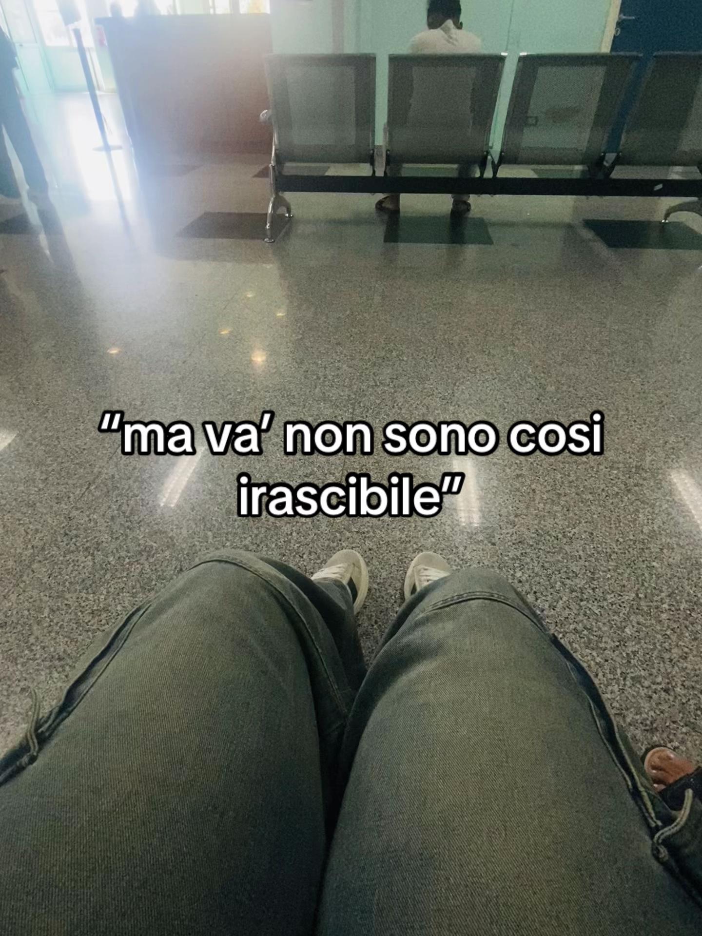 @⦻