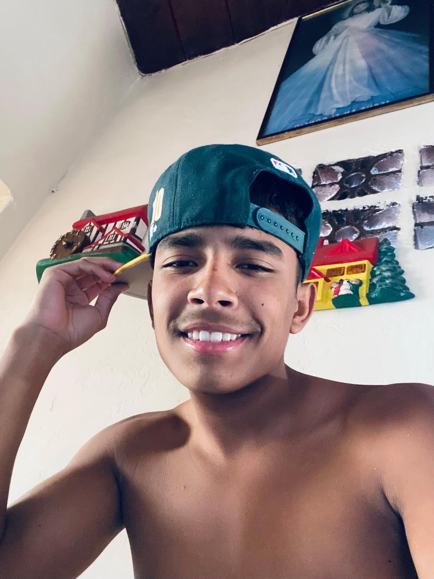 @Aaron🚂🚂