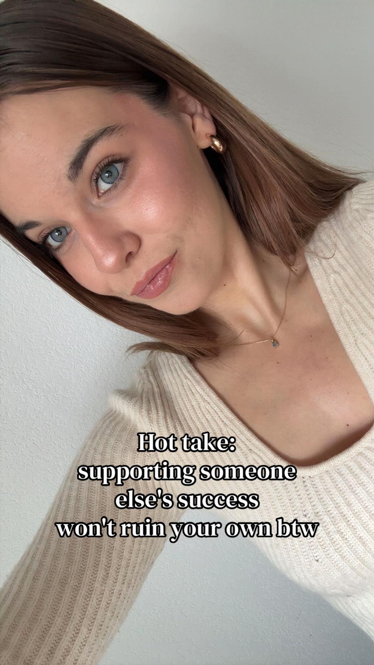 @Julie🐚