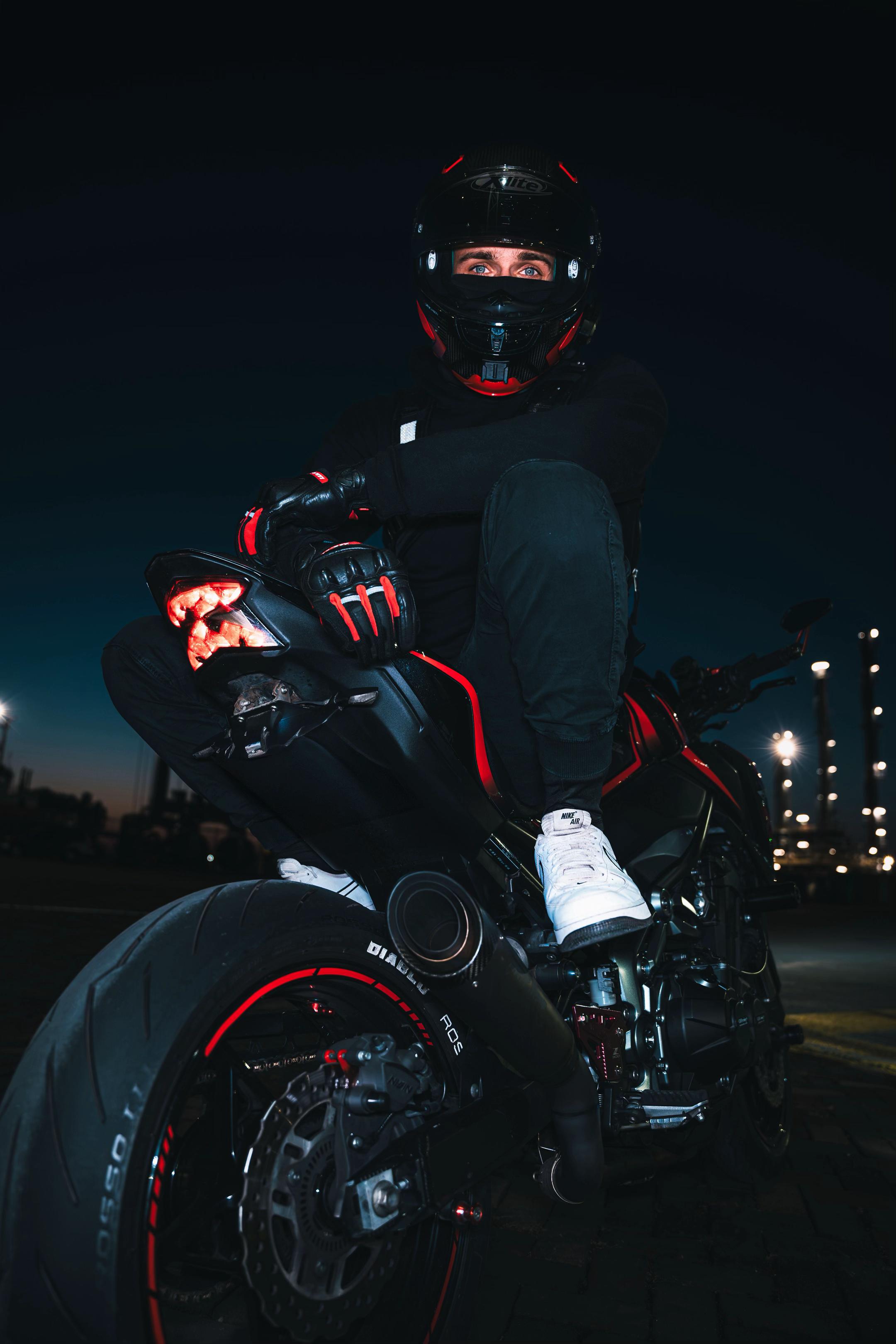 @ZRed.900