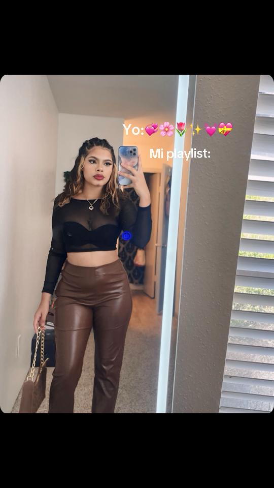 @𝐵𝐴𝐵𝑌𝐷𝑂𝐿𝐿🐚🌺
