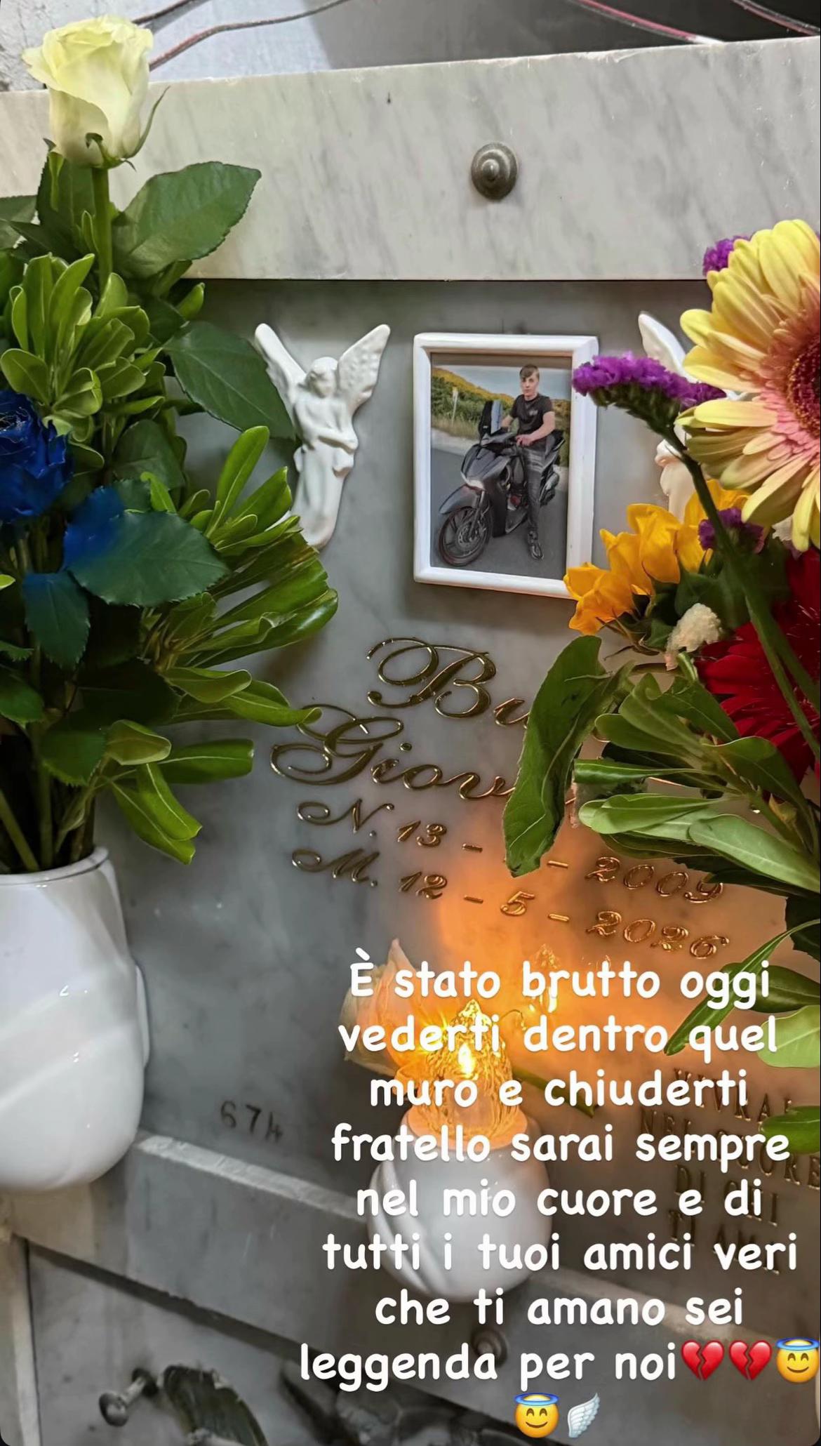 @𝑨𝑴