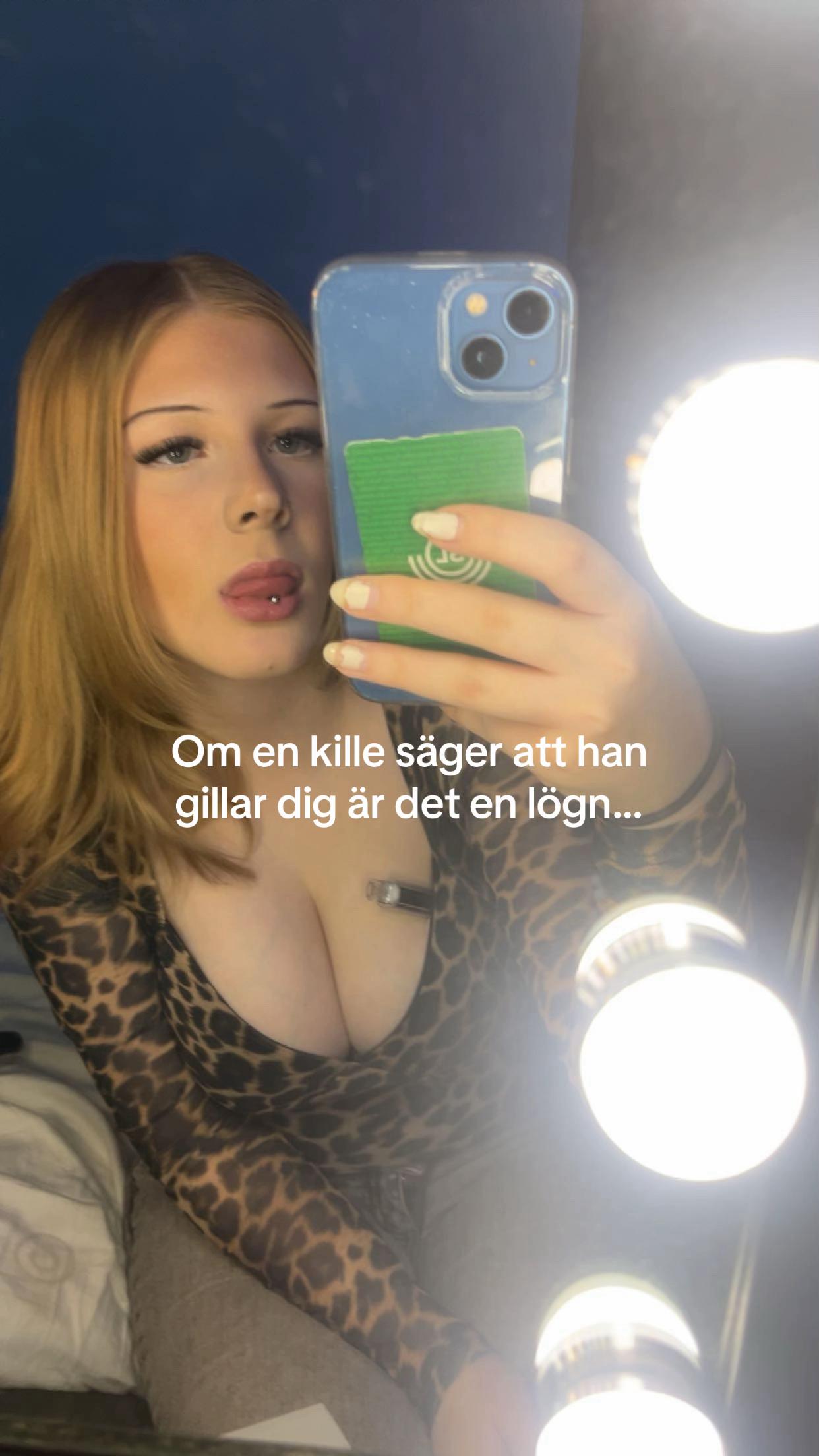 @𝓪𝓰𝓷𝓮𝓼😽