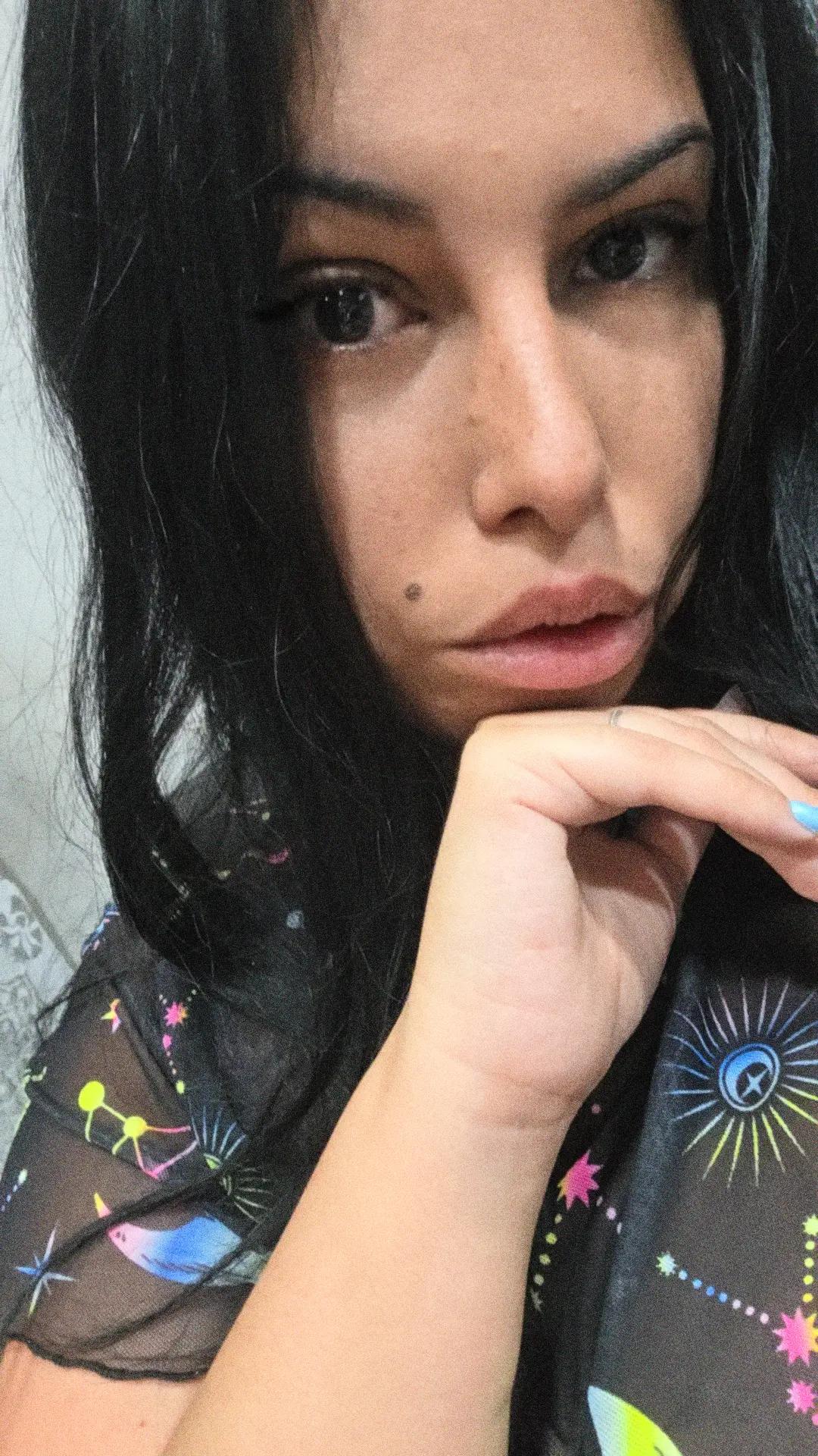 @👽