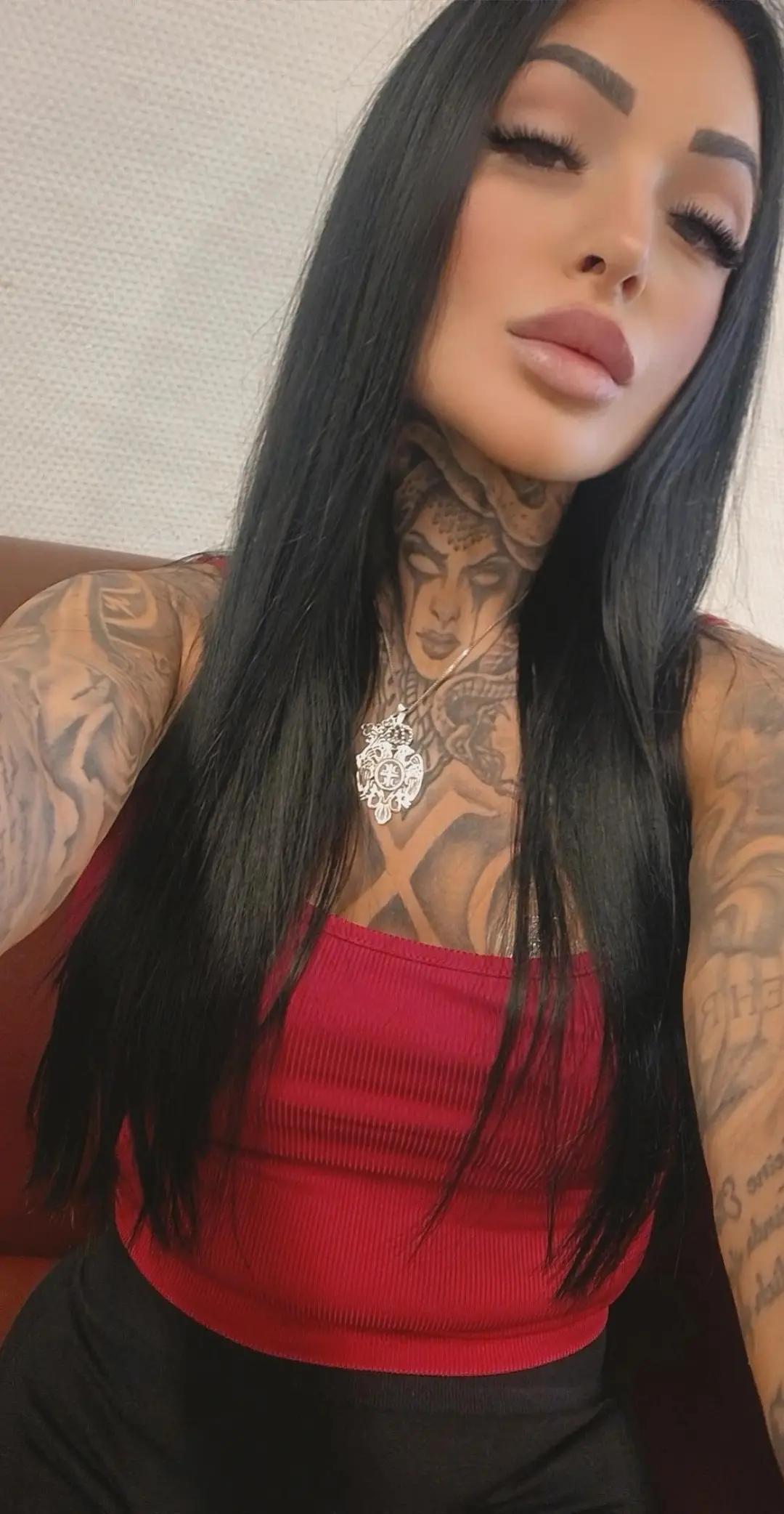 @Beniken93