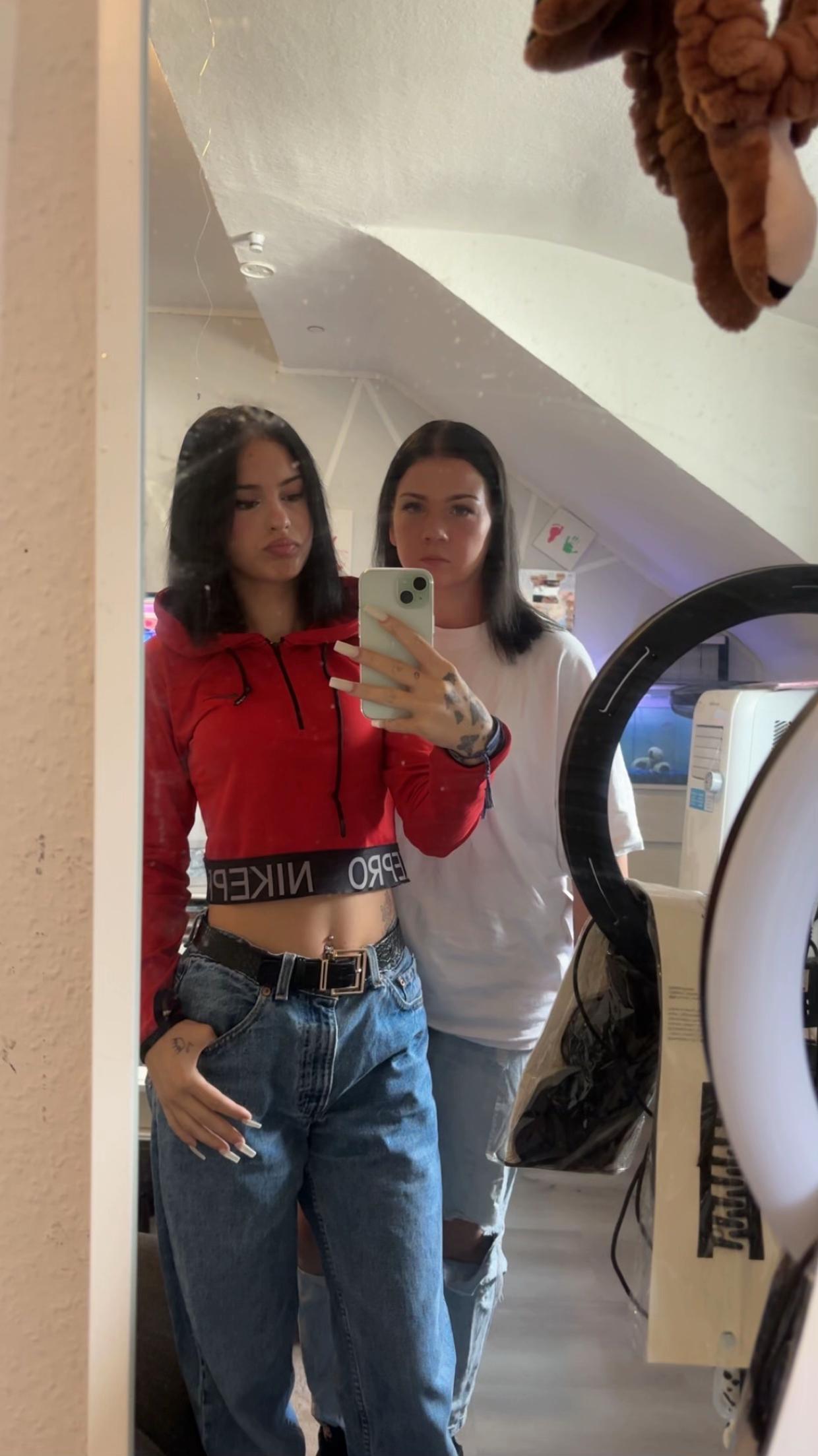 @xoxo_leonie._