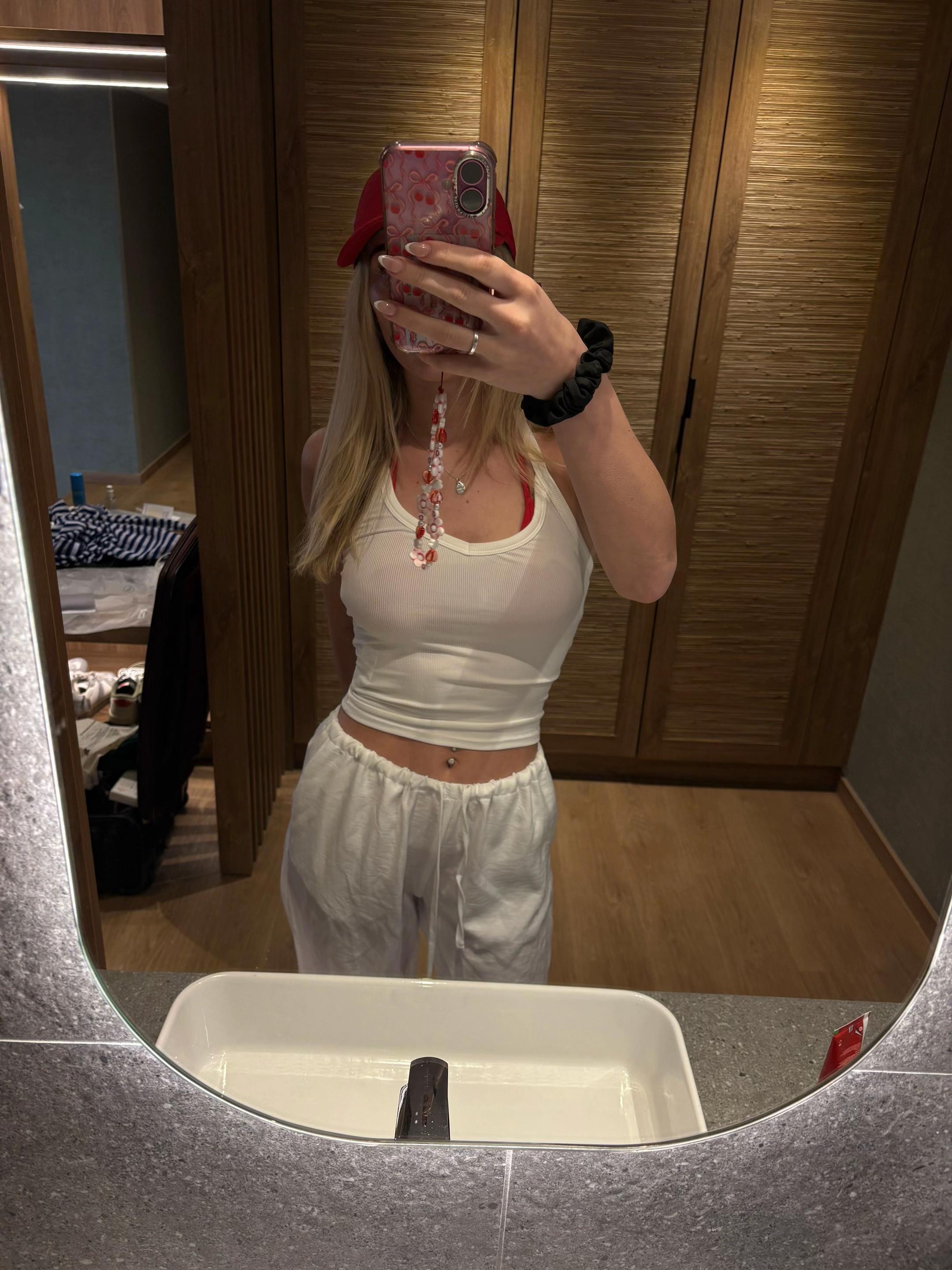 @Lillie Goldie🩷