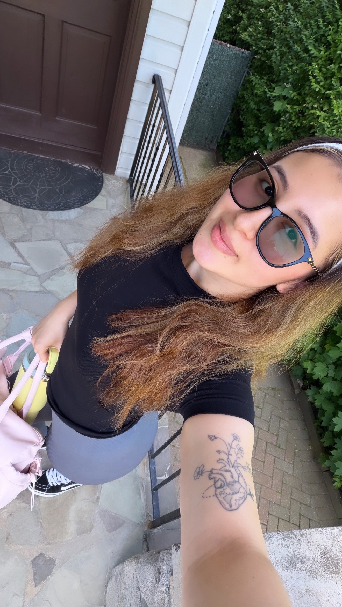 @M&oacute;nica