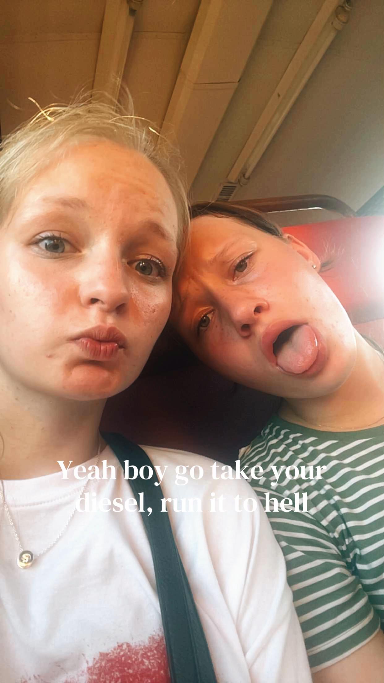 @user00045535631