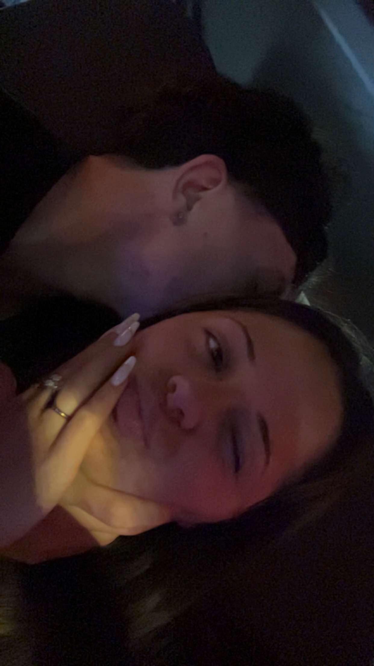 @Virgule