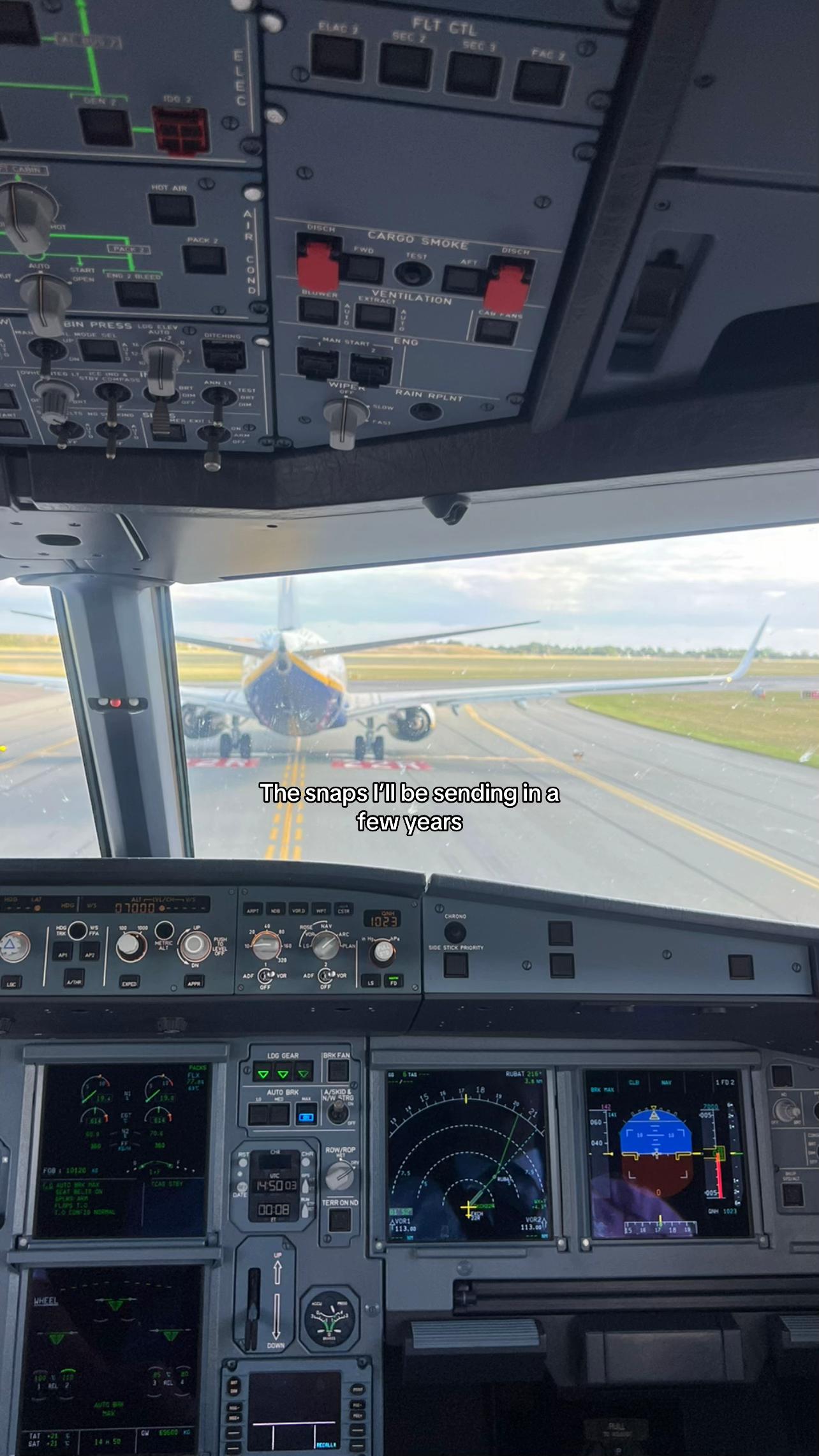 @Pilot Olivia 👩✈️✈️
