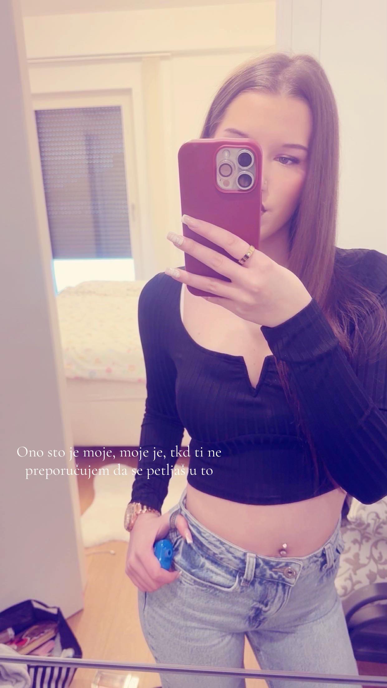 @𝒮𝒶𝓃𝒹𝓇𝒶