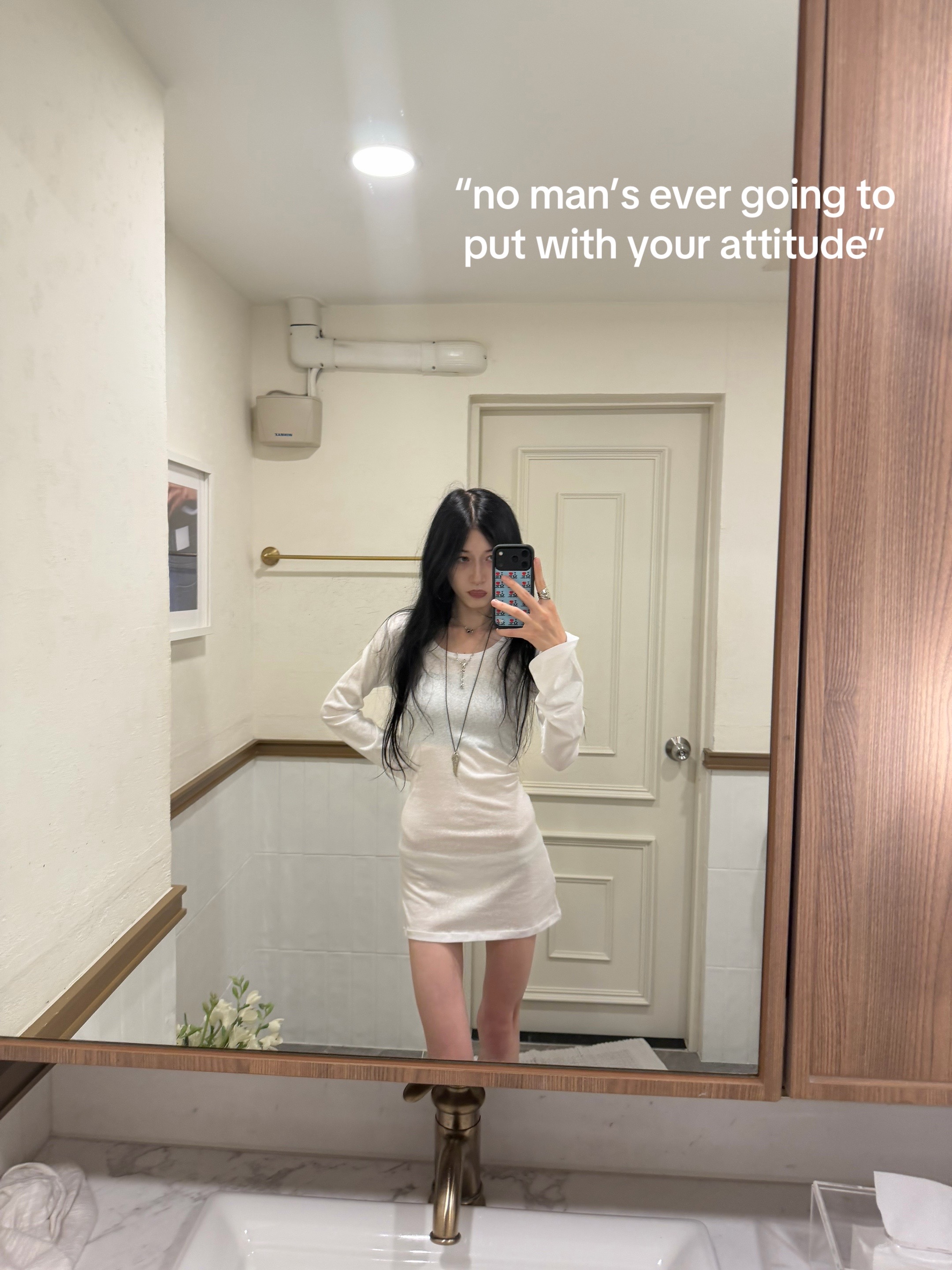 @chlöe