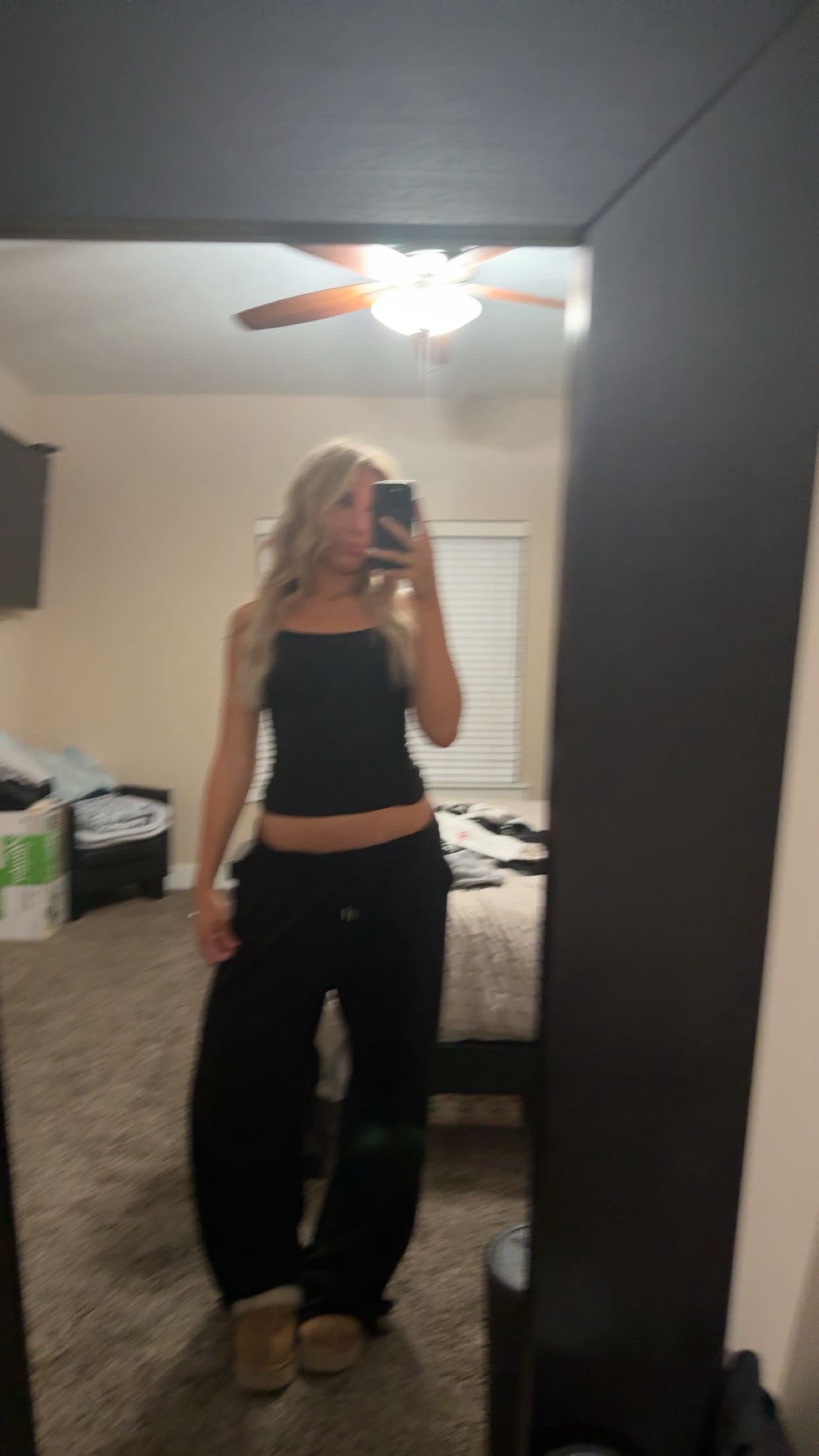 @zoeyfloyddd