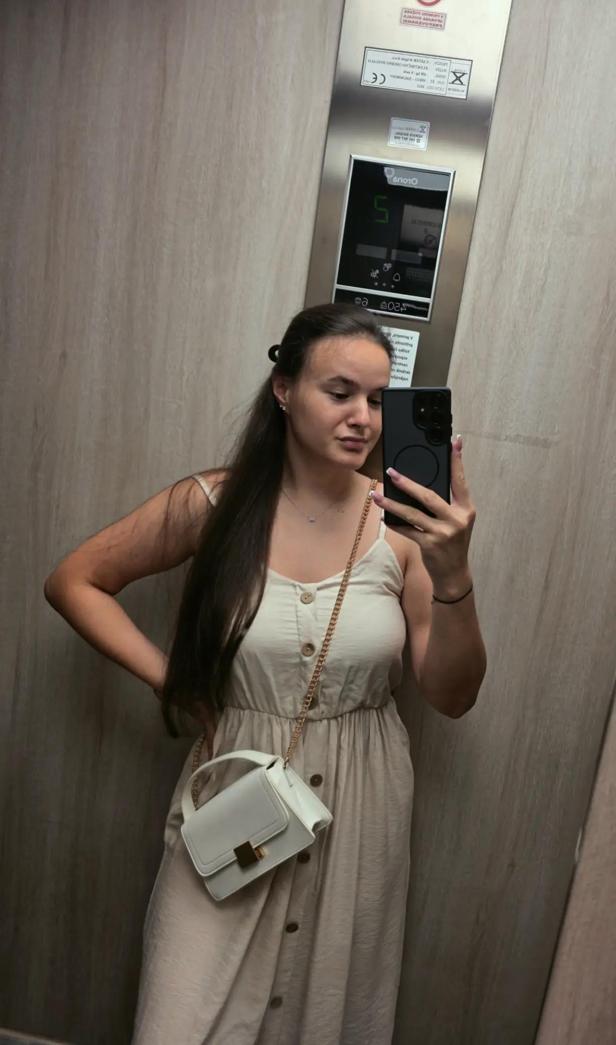 @Emina Kahriman