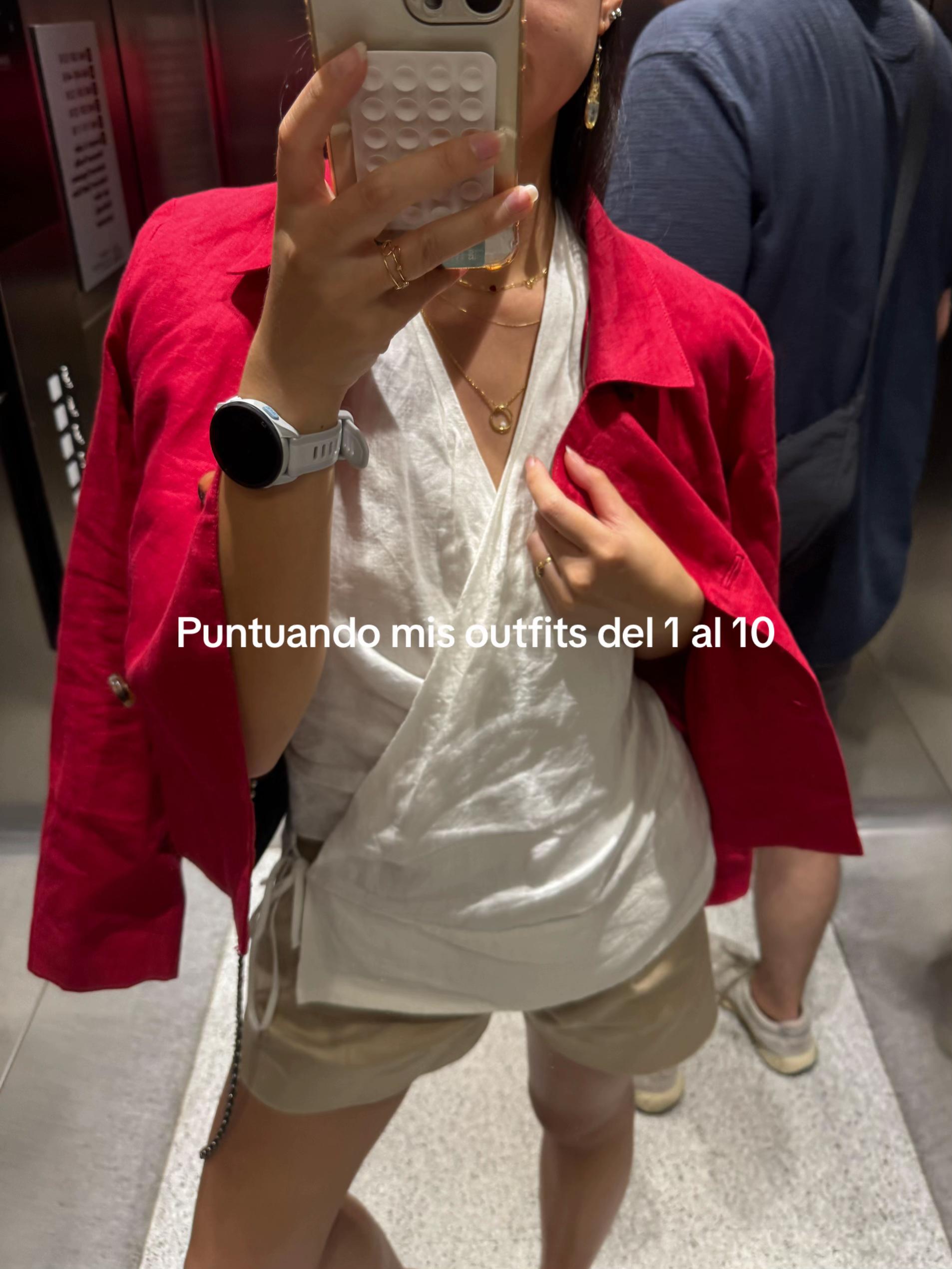 @_lucialosada