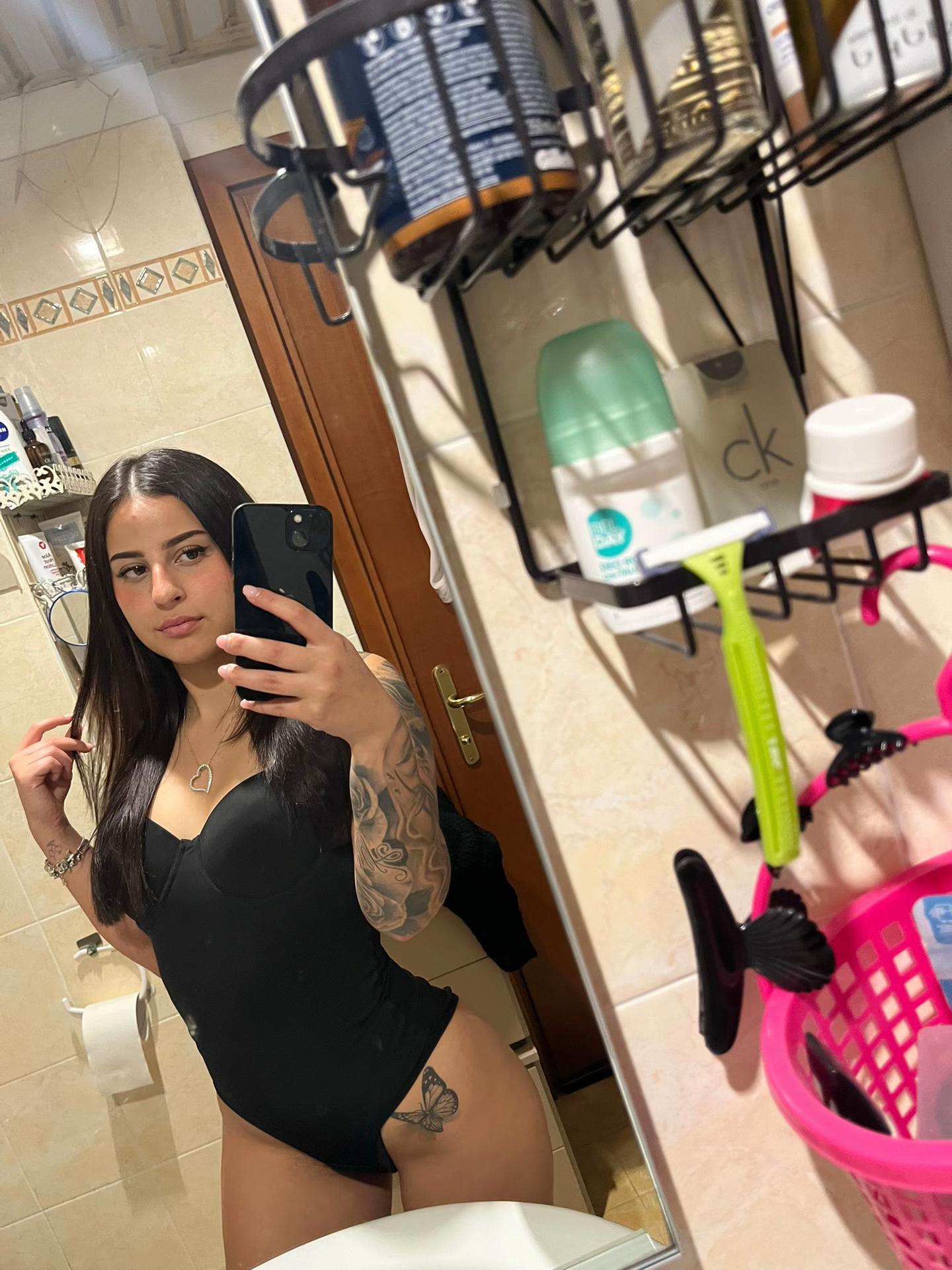 @MOLLY TATTO ✩