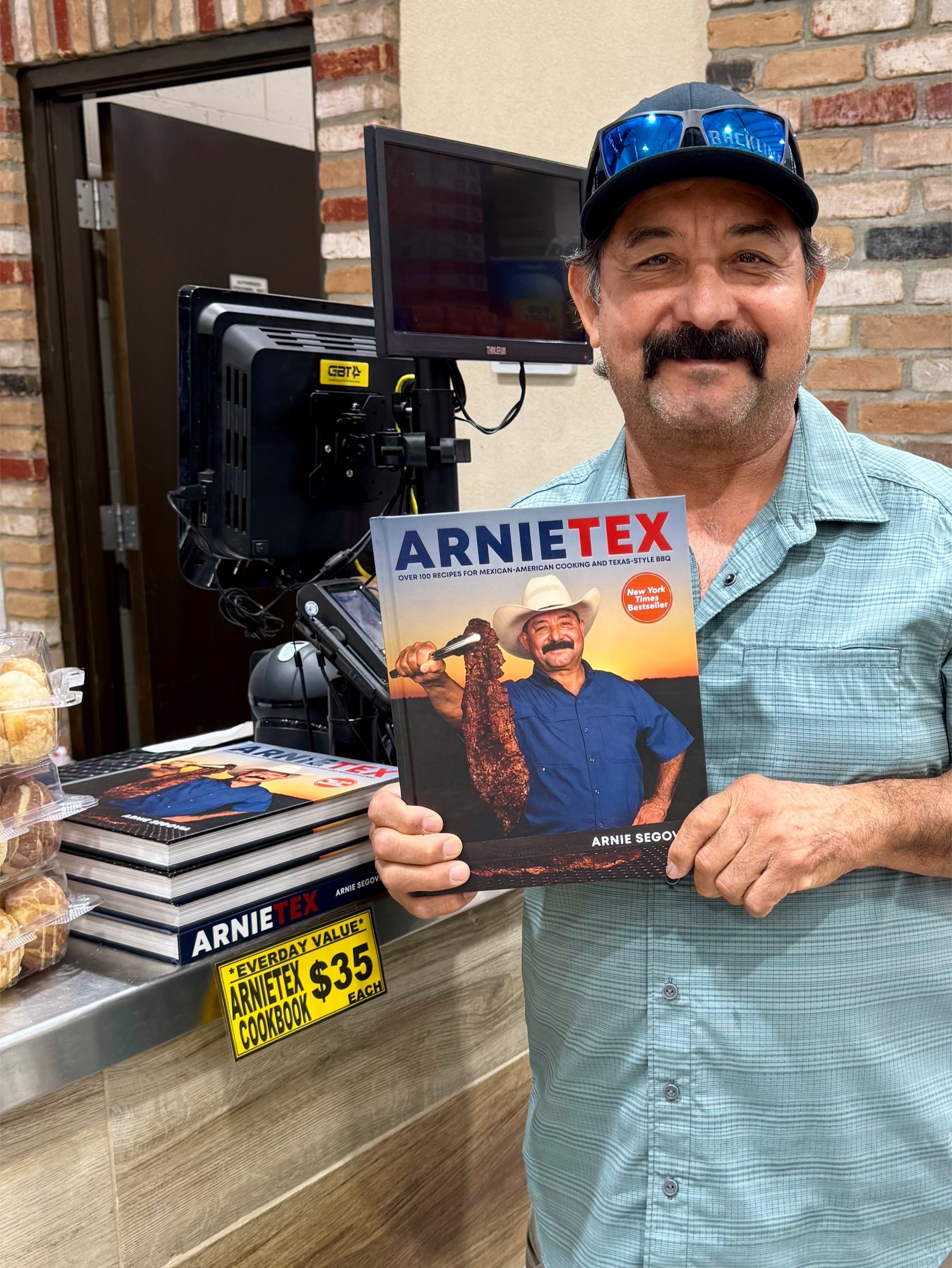 @ArnieTex