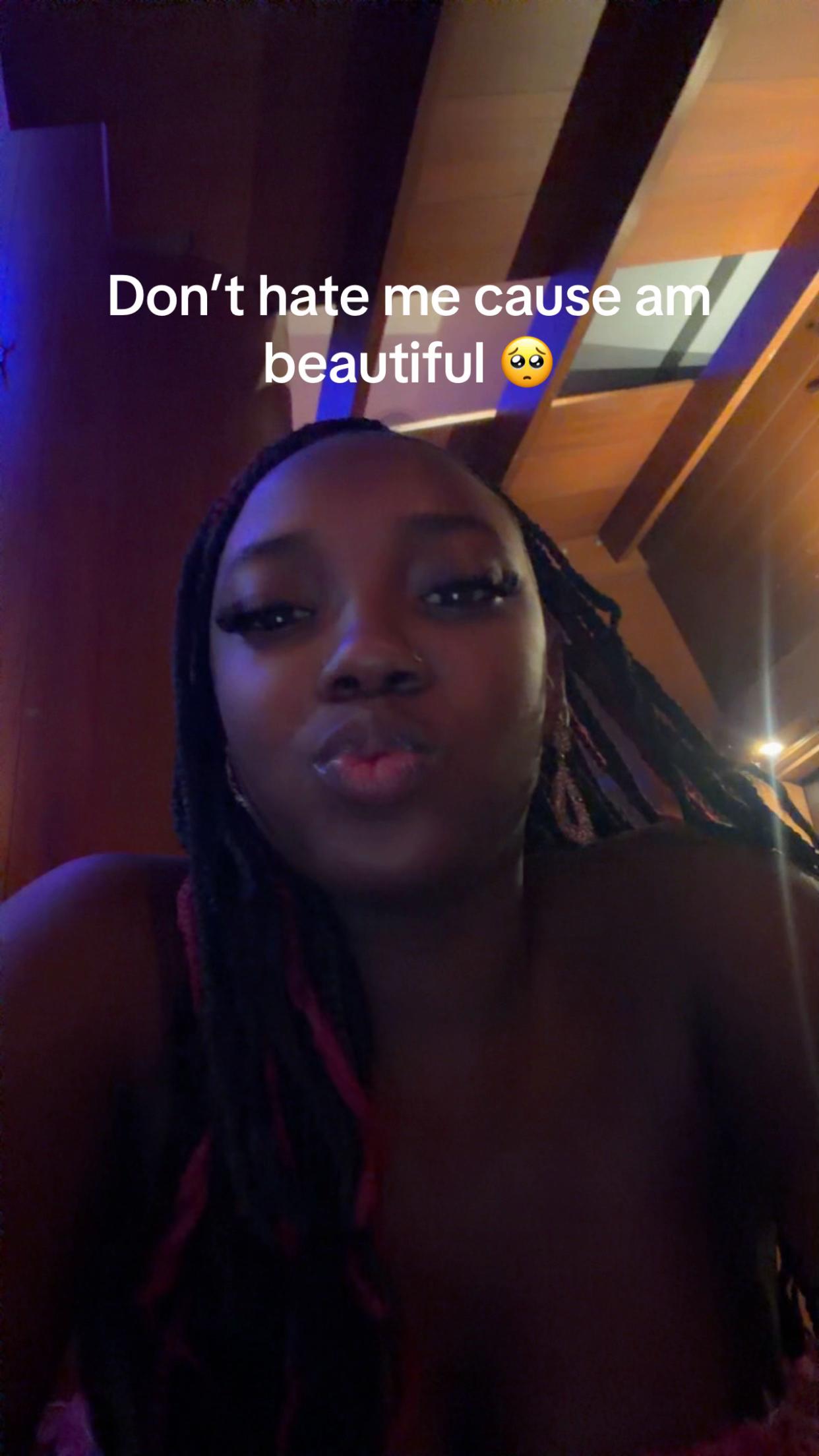 @Neisha.🇧🇧🦋