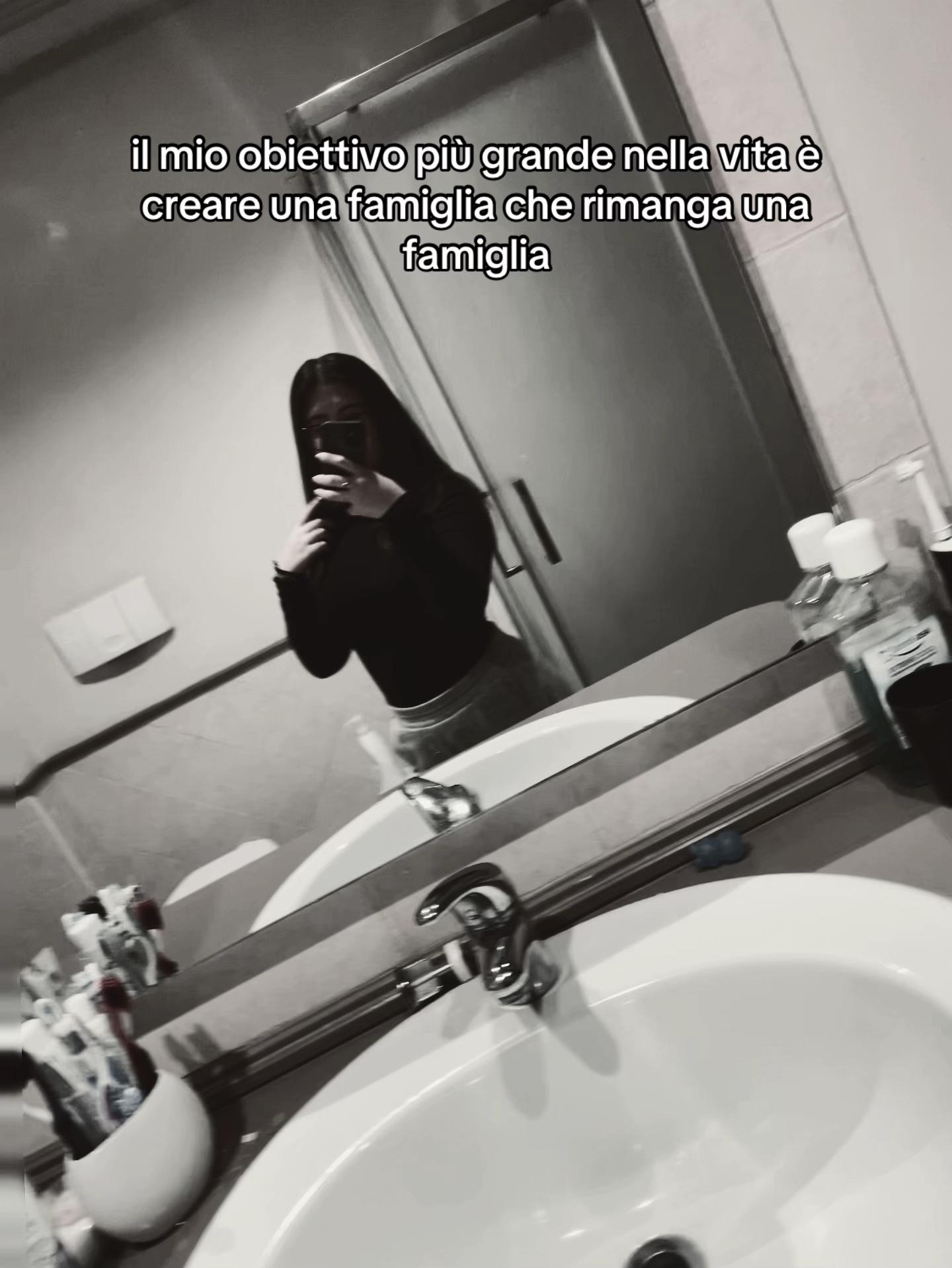 @ellaspamm