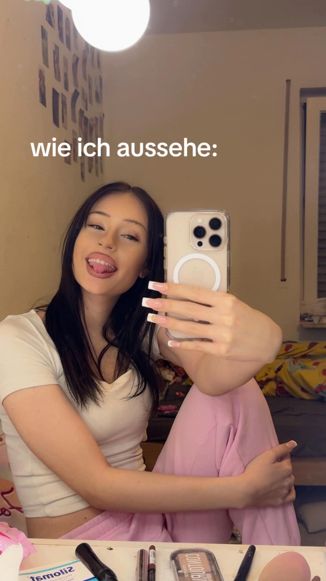 @Feli❤️💀
