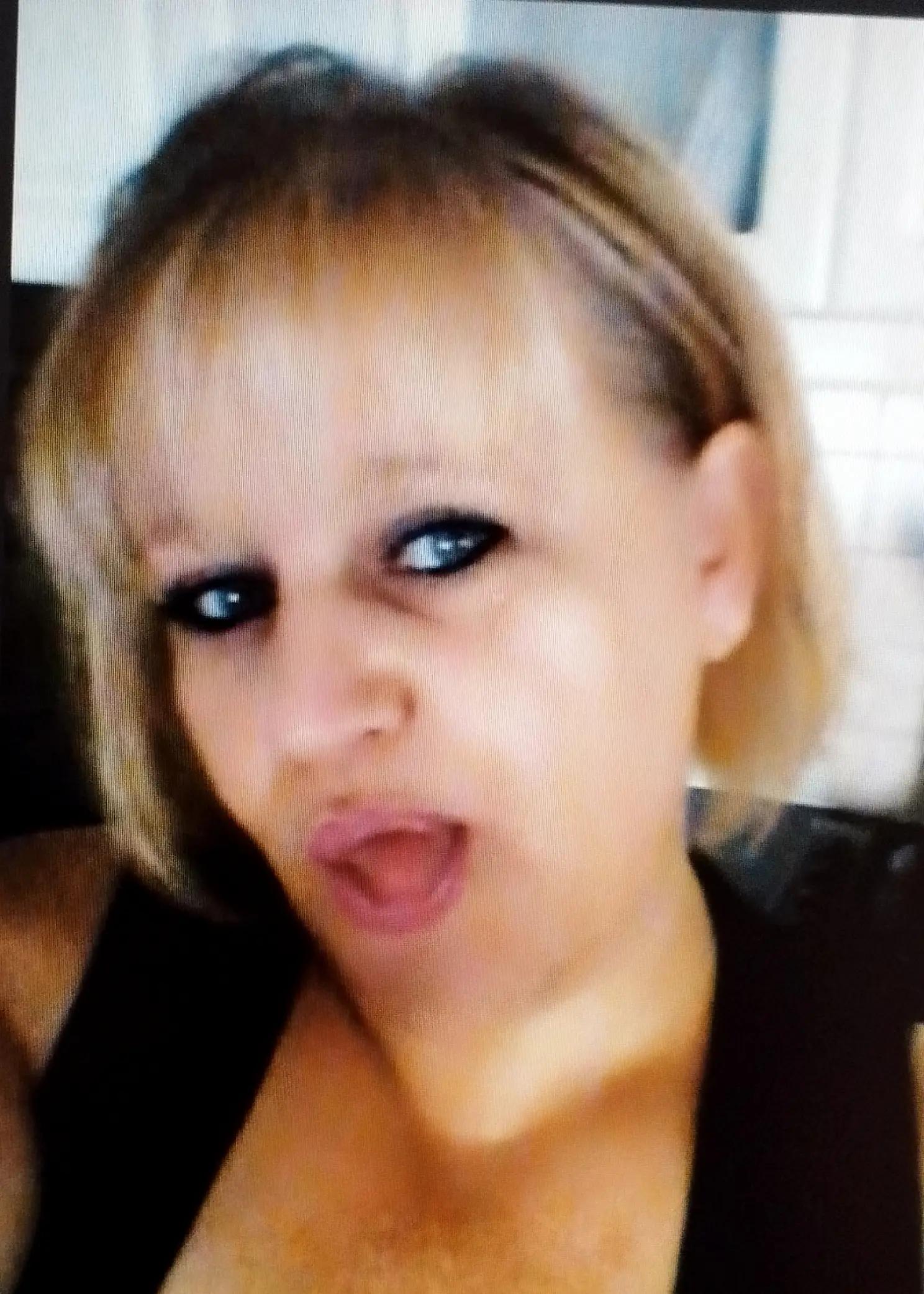 @Mimie221277