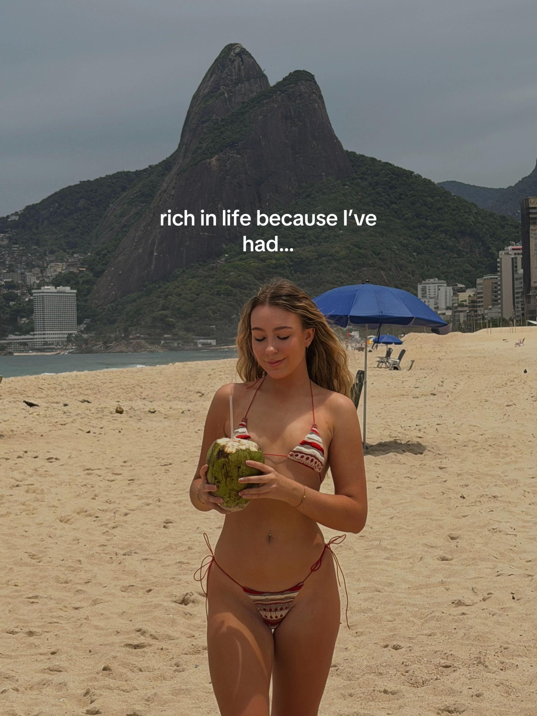 @Maddie | Travel Content