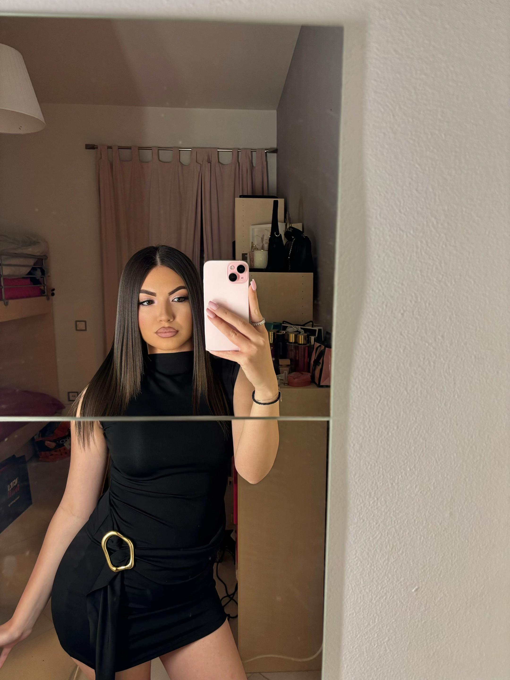 @𝐄𝐥𝐡𝐧𝐞𝐟