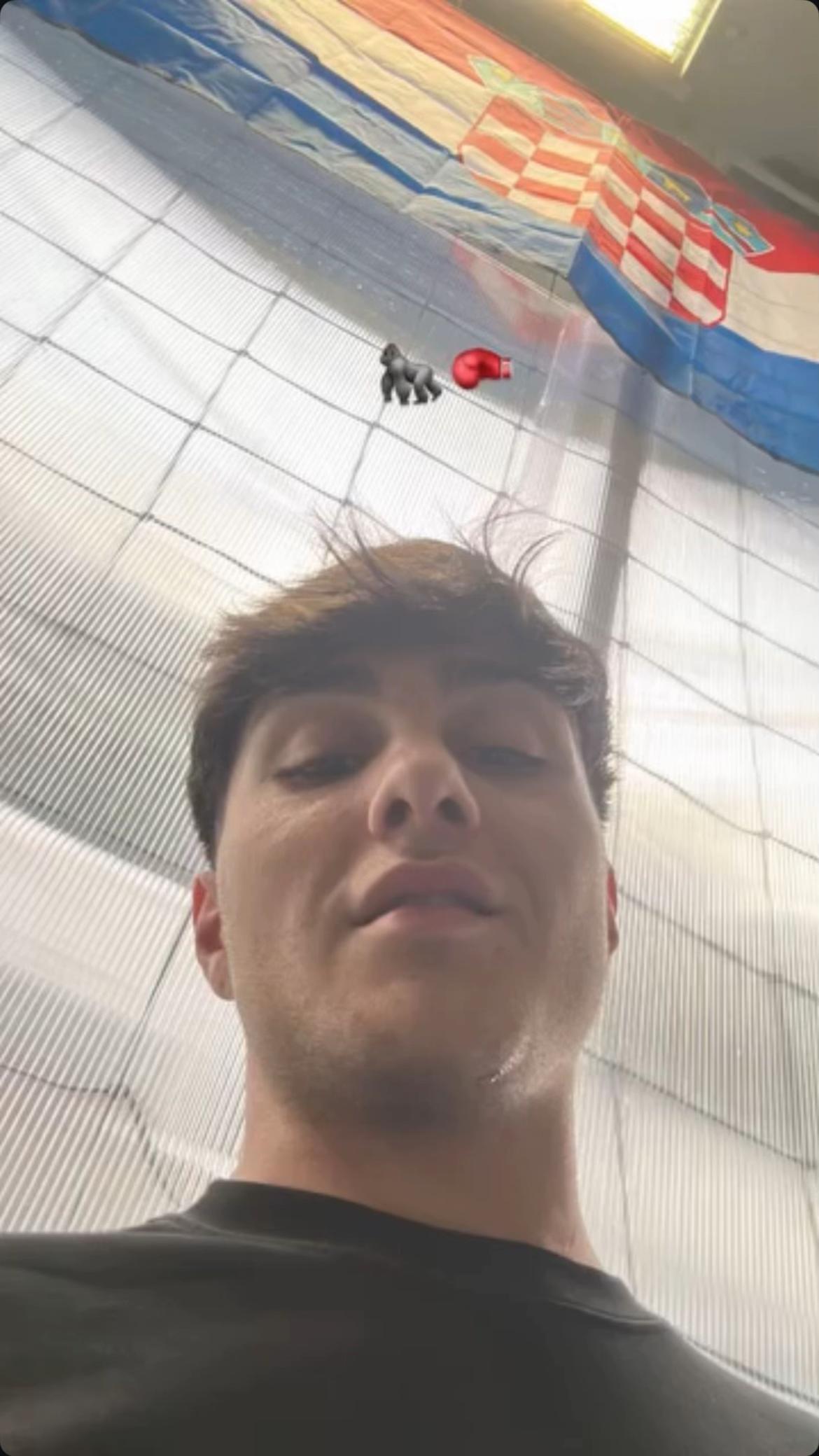 @SM🥷