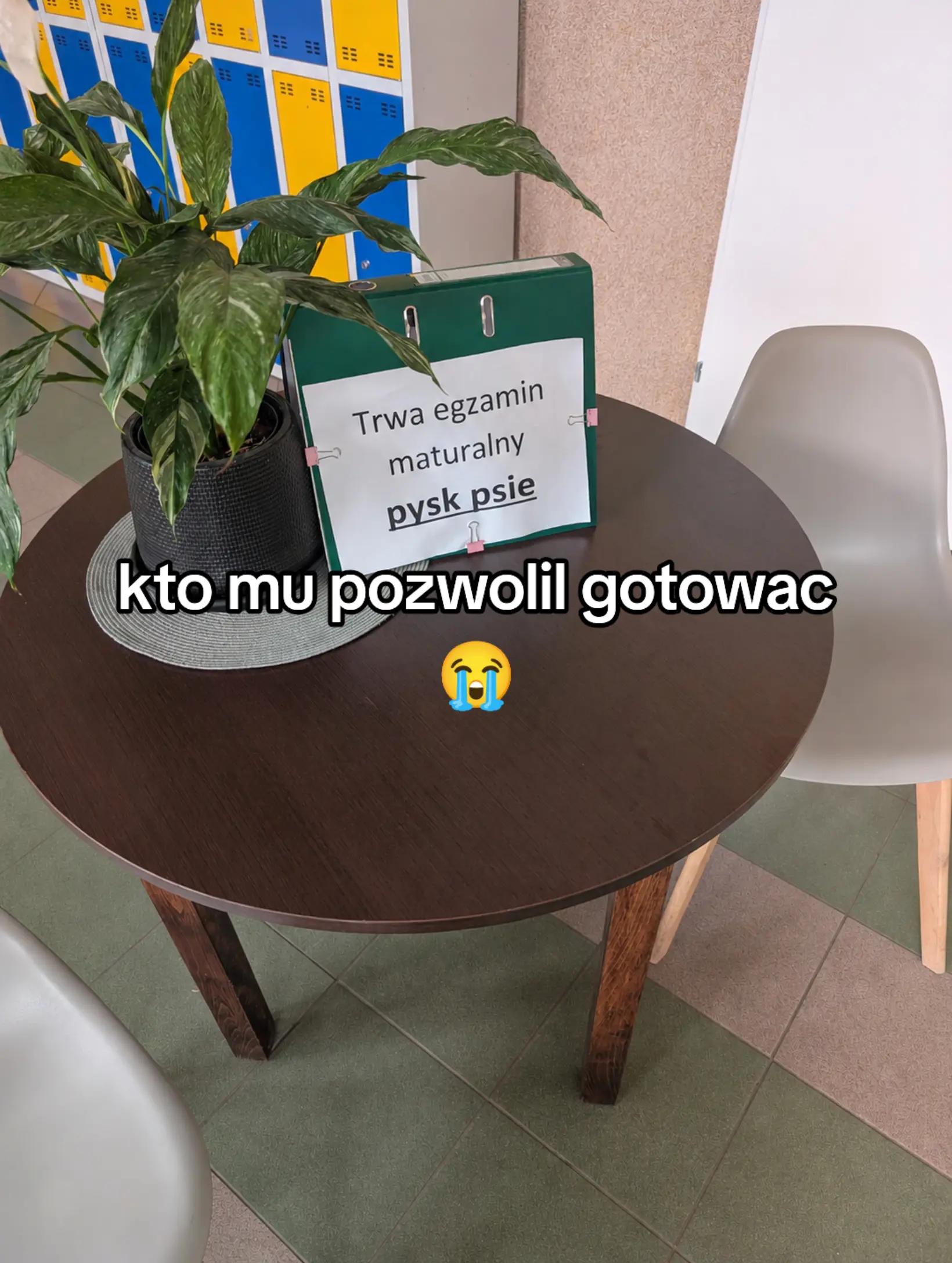 @salpingus