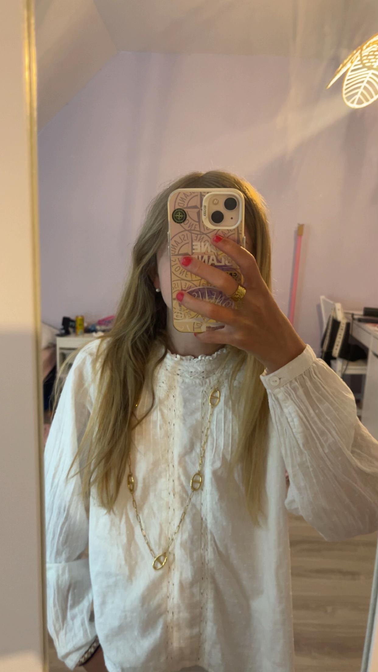 @𝐋𝐨𝐮𝐢𝐬𝐞💌