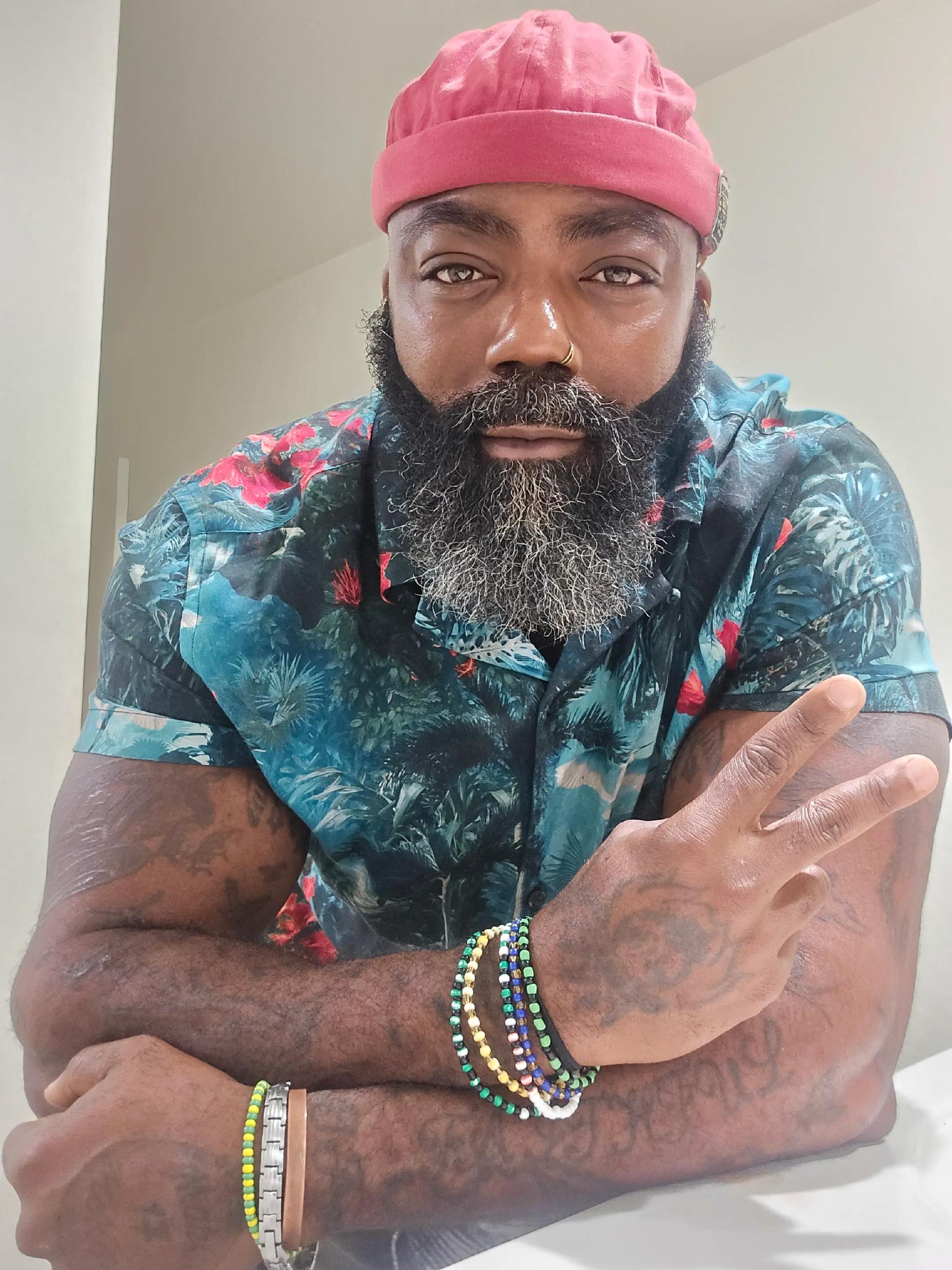 @WorthyOfLove👨🏾🤝👨🏿🌈