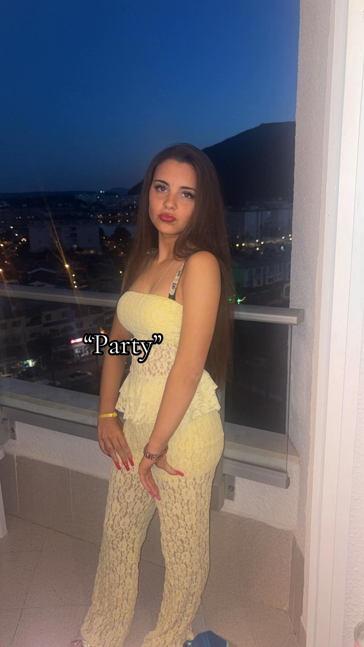 @𝐅𝐥𝐨𝐫𝐞𝐧𝐜𝐞𝐃𝐚𝐢𝐬𝐲🫶🏽