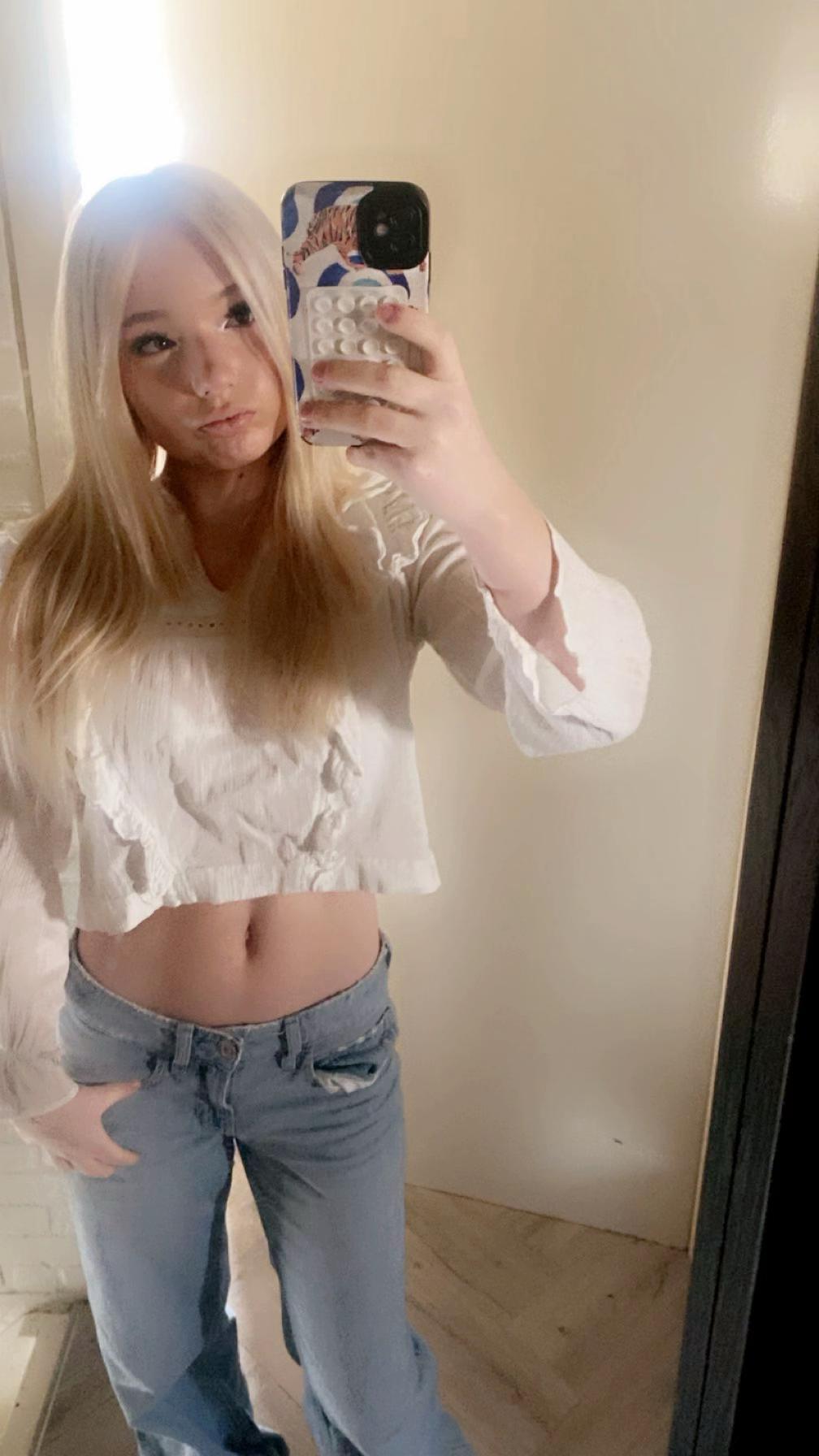 @𝐃 𝐚 𝐯 𝐢 𝐧 𝐚 ꨄ