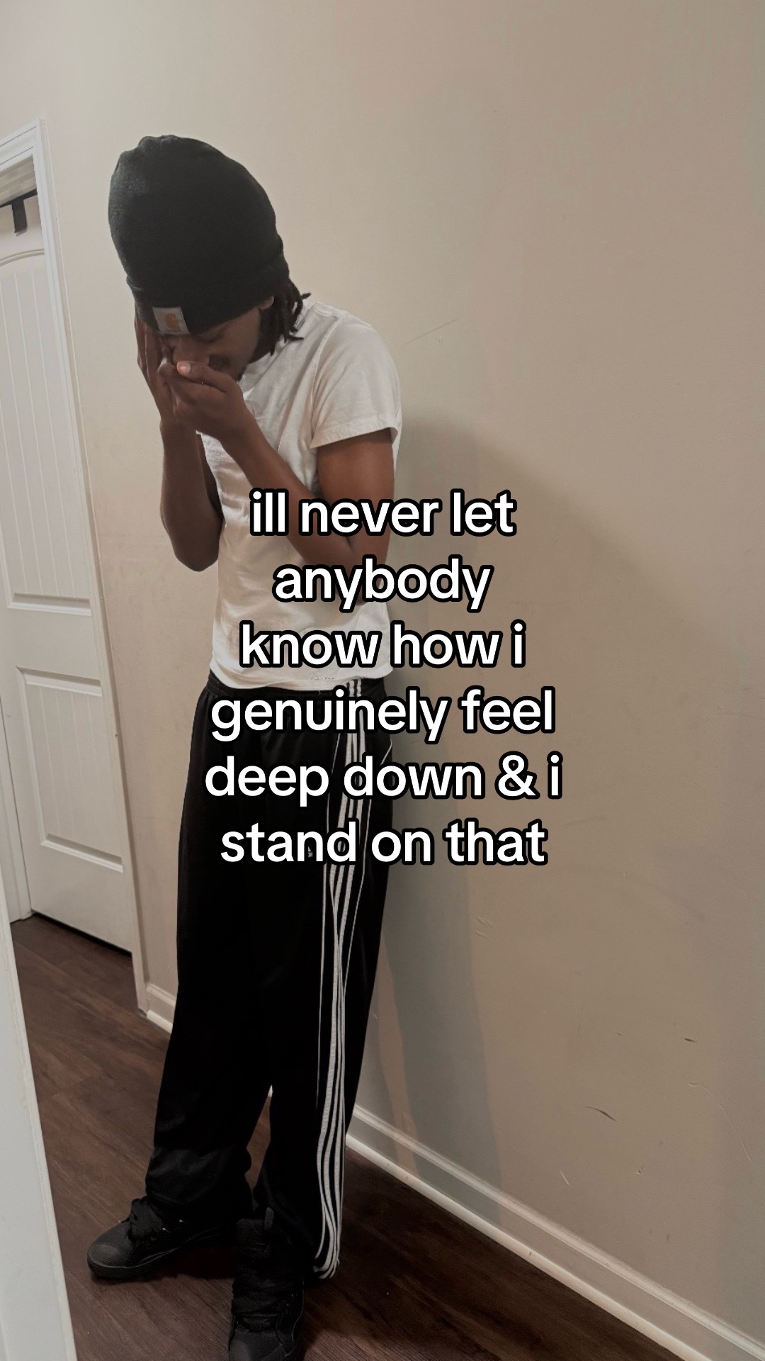 @luvza1r3