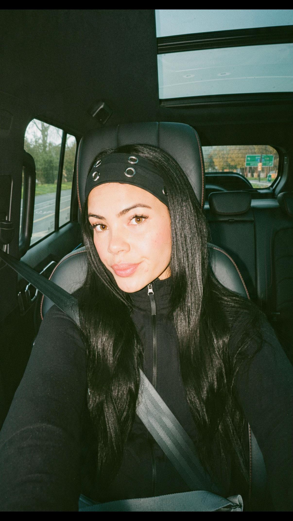 @Caryn Klein 🦢
