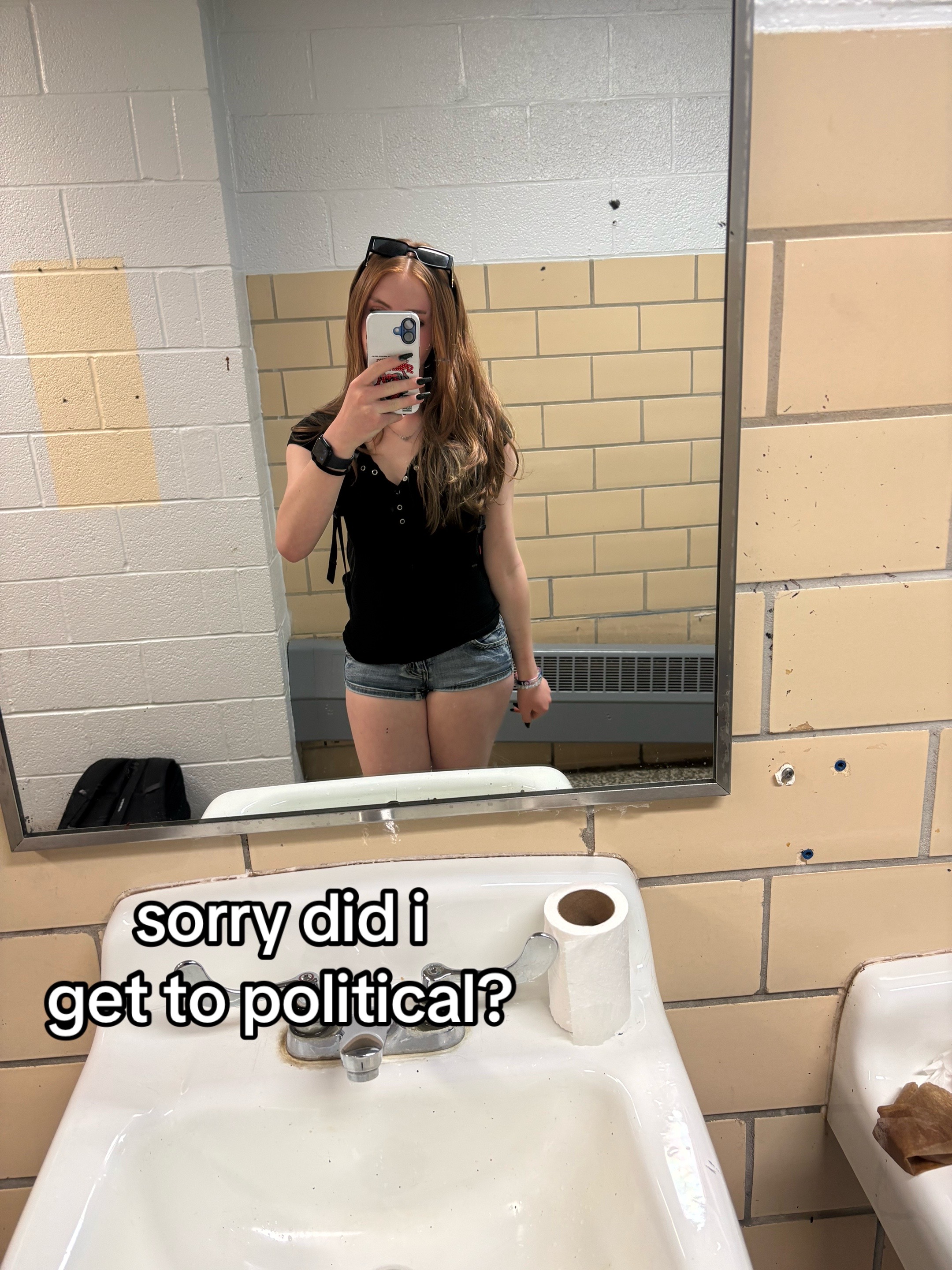 @⃟