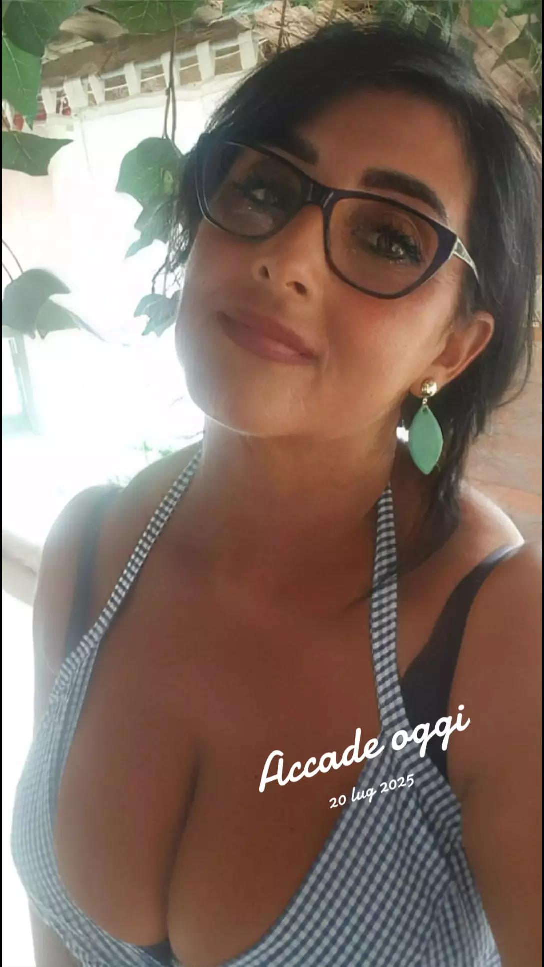@Rosaria_L