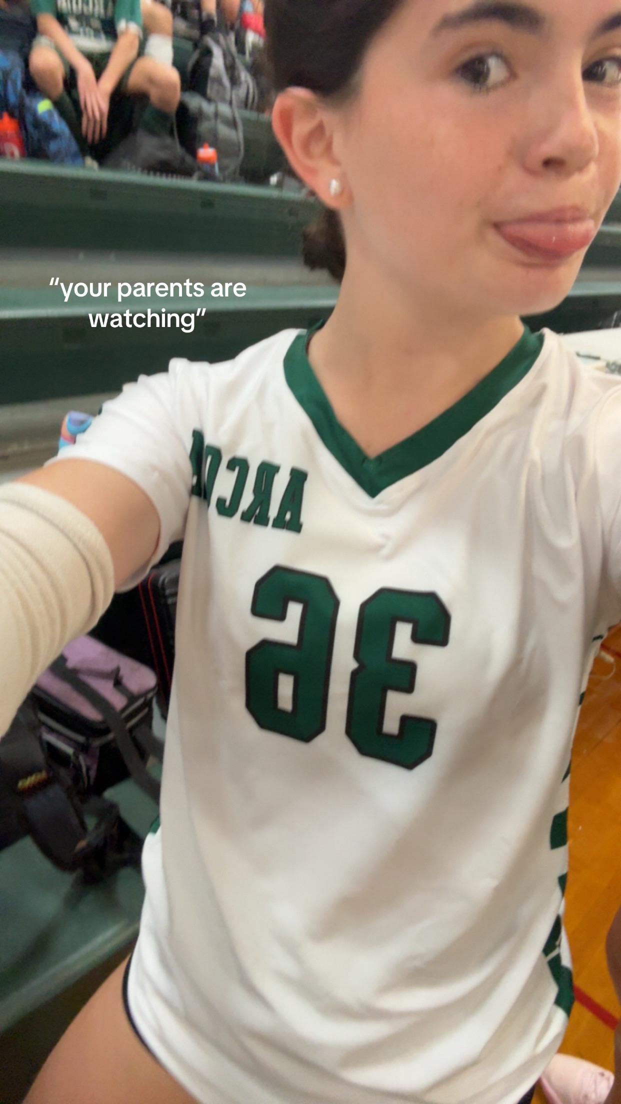@Deanna🏐🤞🏽