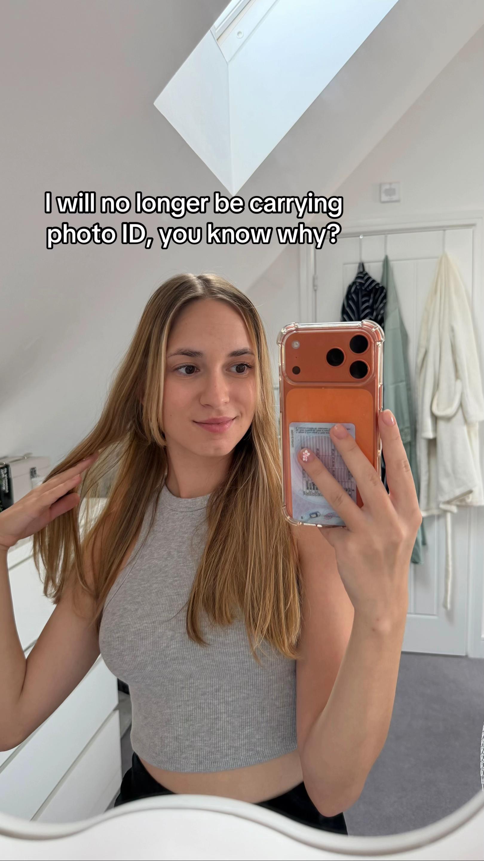 @Anna Andronova