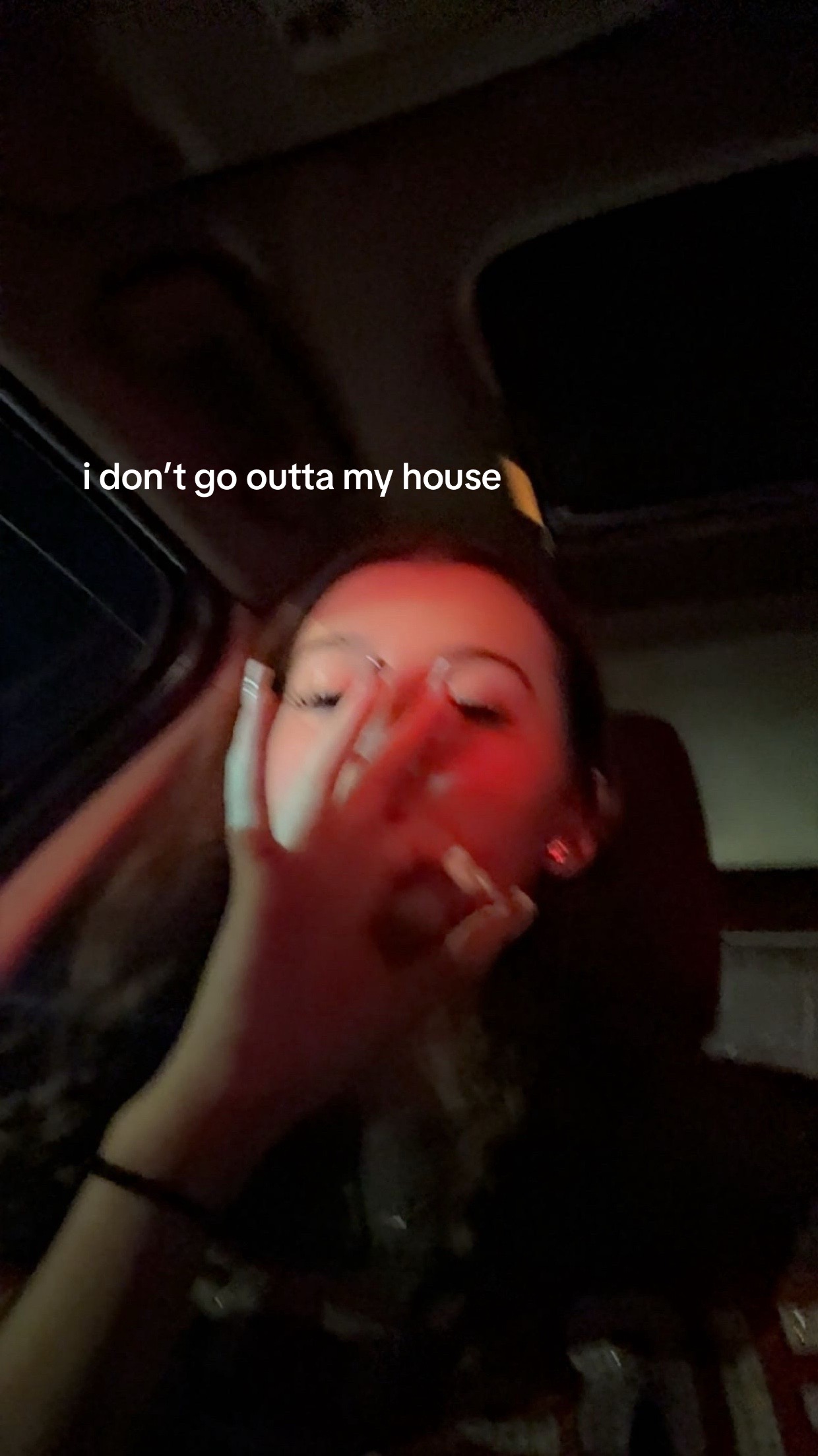 @👻.