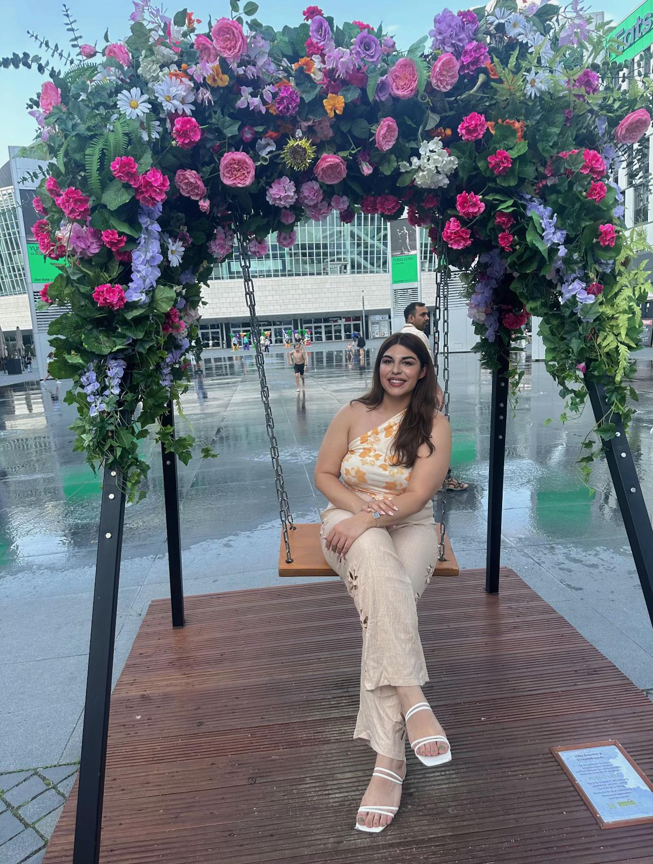 @Nurg&uuml;l🌹🤍